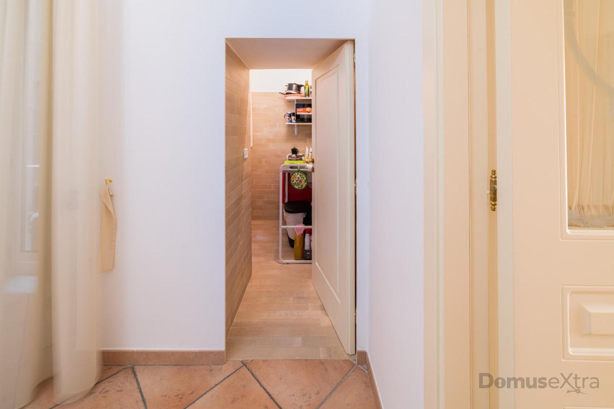 Apartment De Cesare53 By Domusextra Naples
