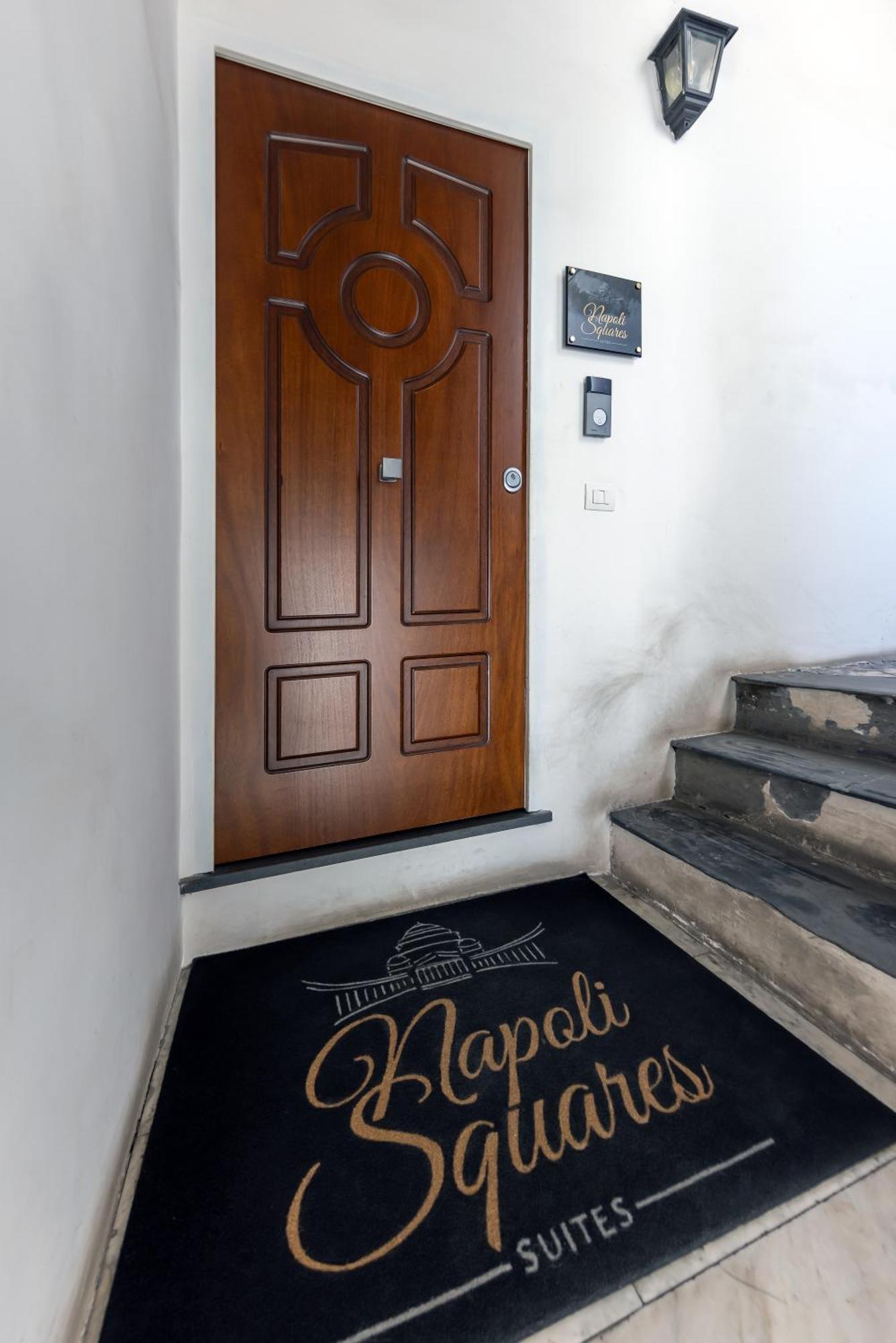 Squares Guest house Naples