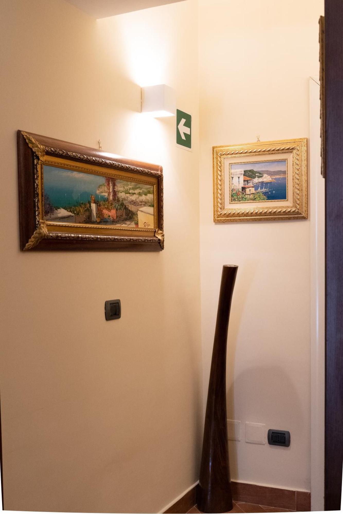 Conte Cavour Guest house Naples