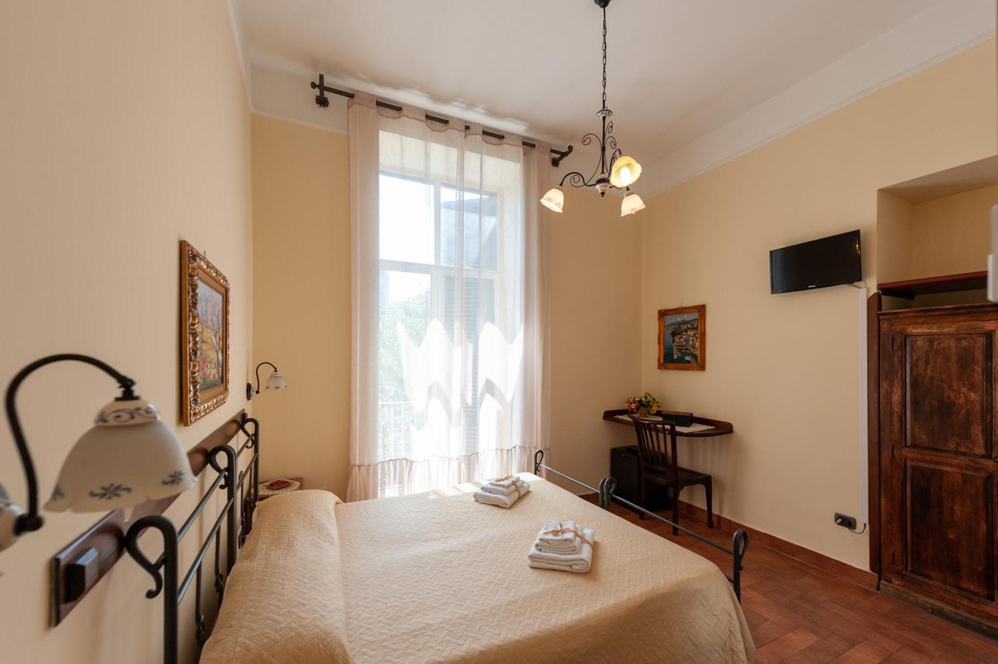 Conte Cavour Guest house Naples