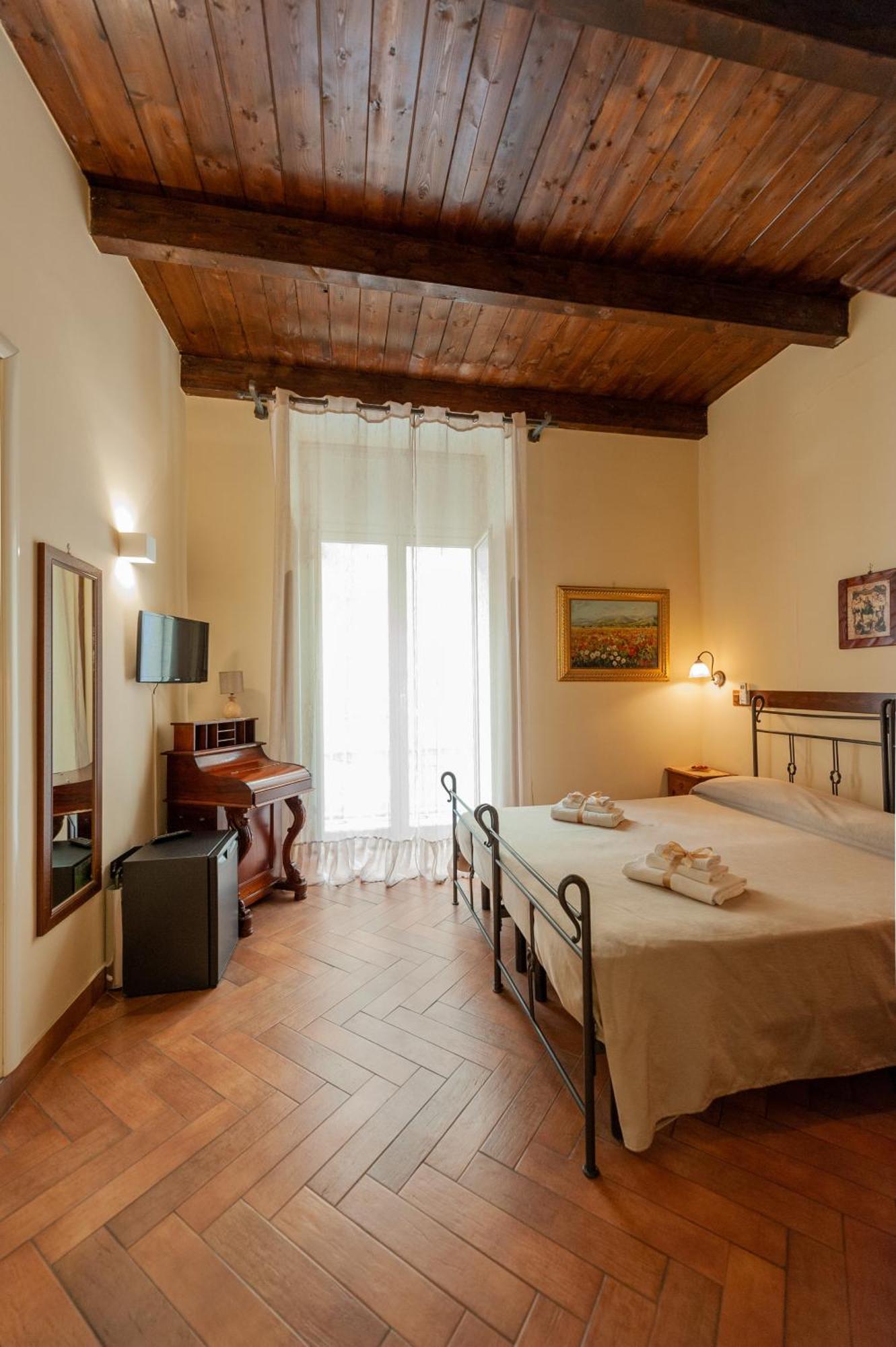 Guest house Conte Cavour Naples