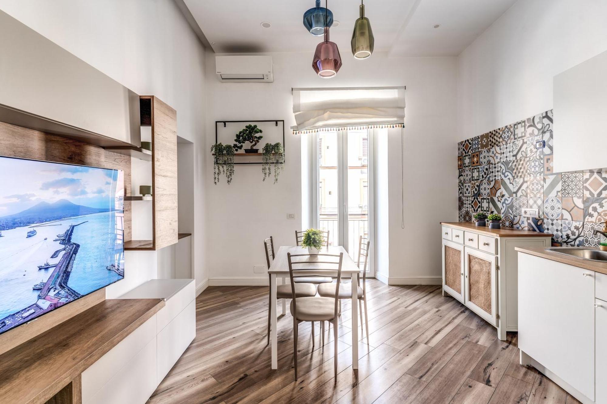 Claudia's Apartment *