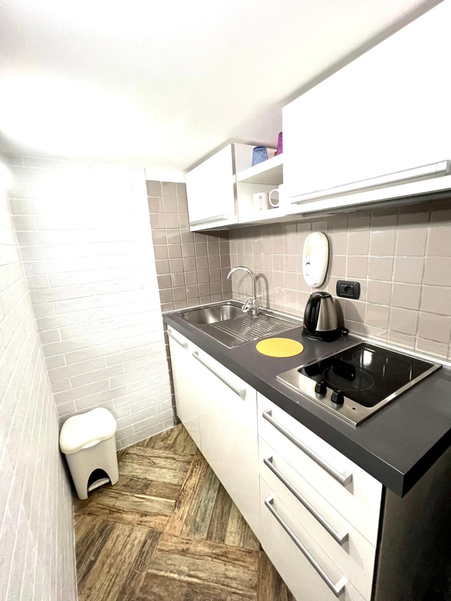 Santa Chiara Apartment Naples