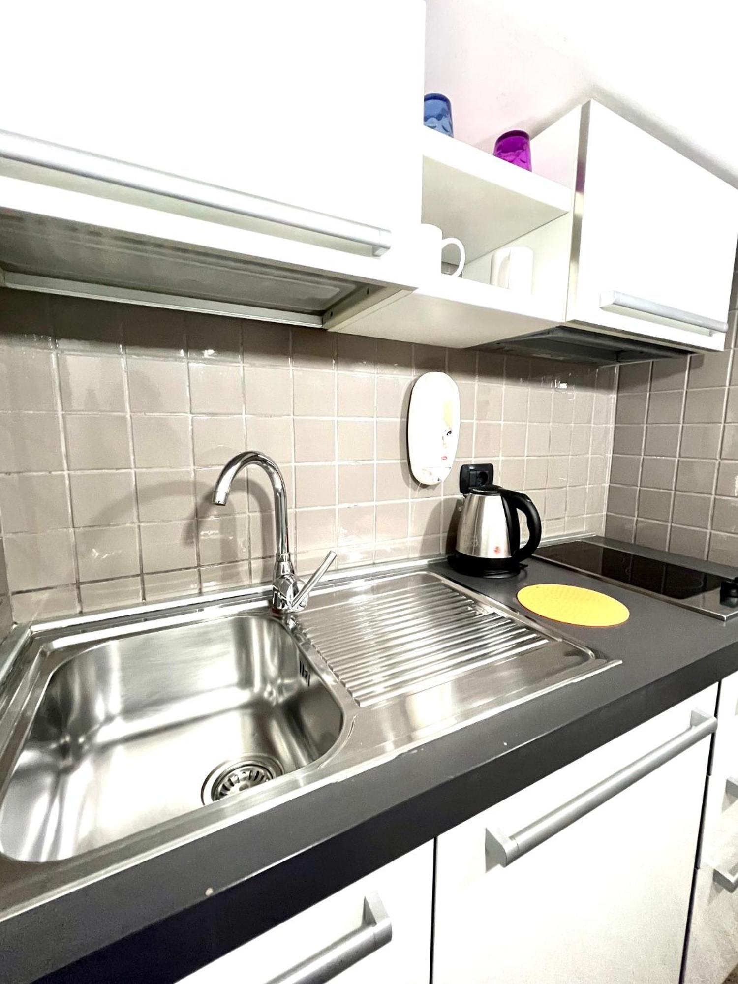 Santa Chiara Apartment *