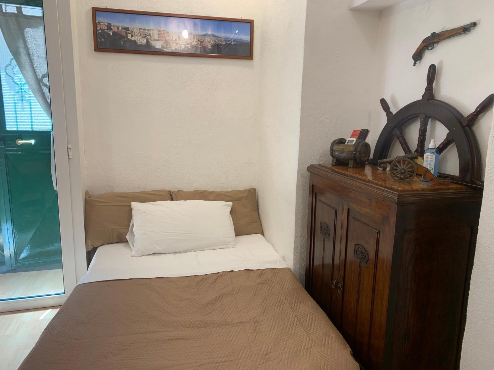 La Tana Dei Pirati Naples