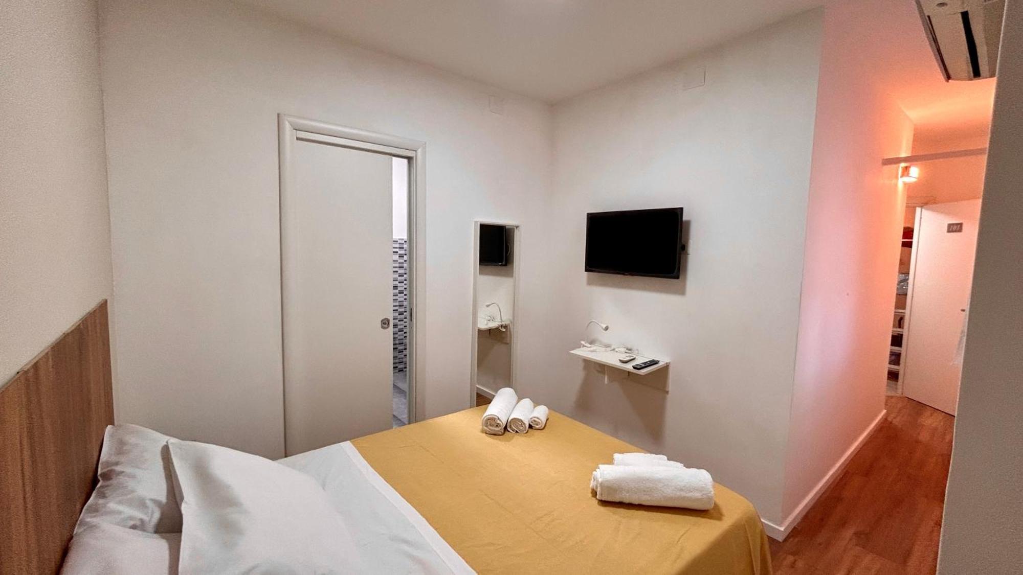 Corso 51 * Naples