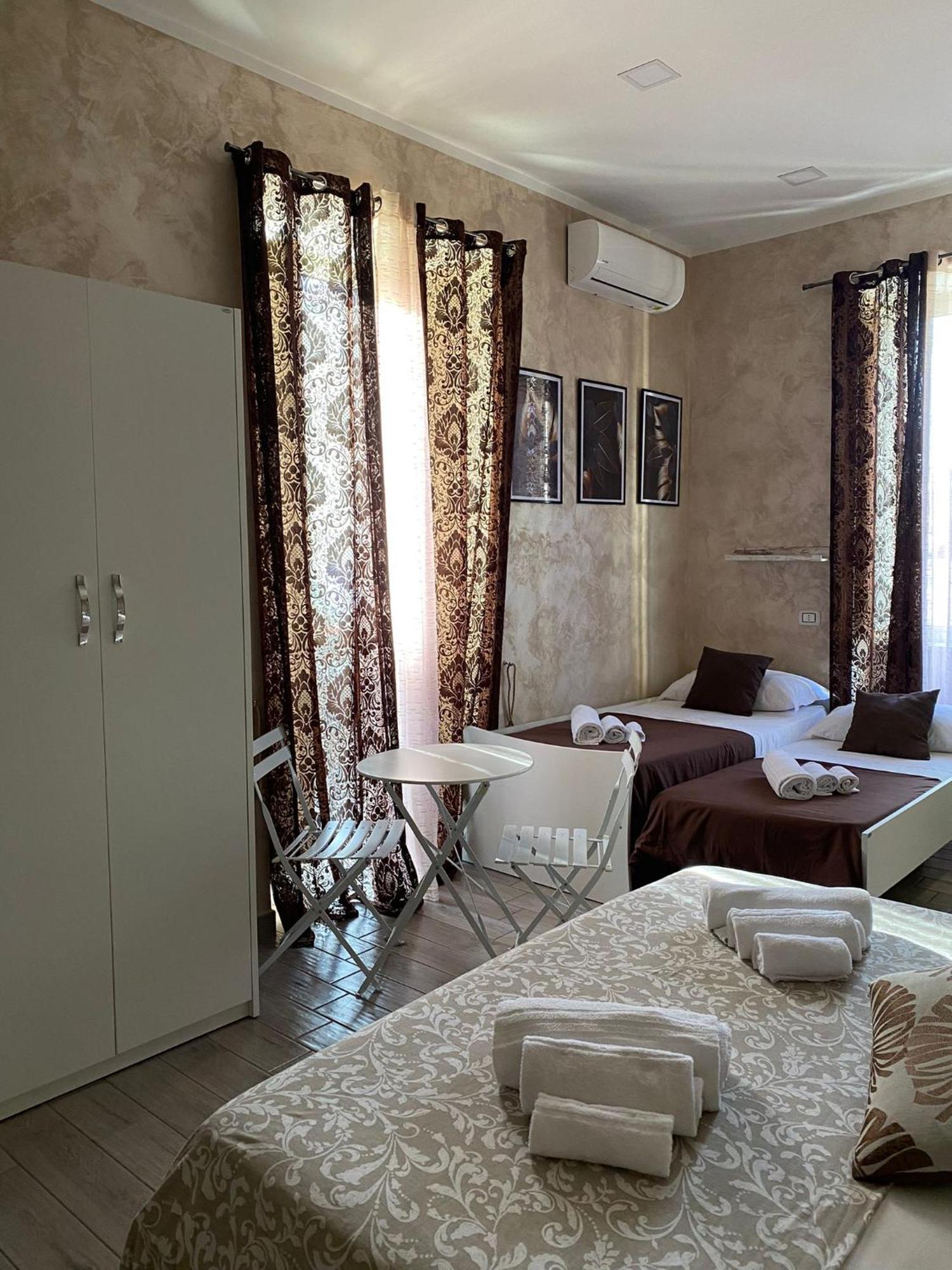 Guest house Joy Naples