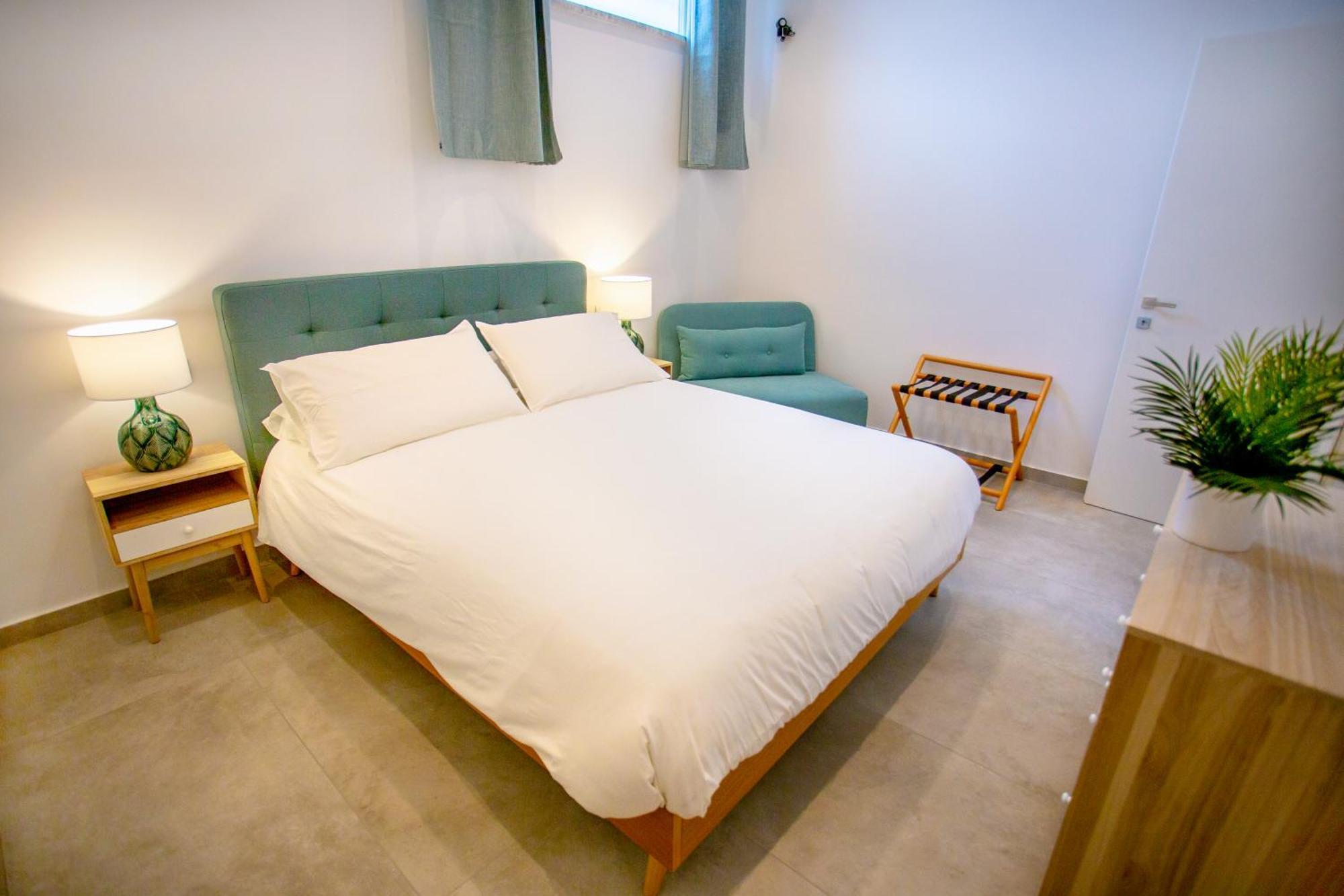 Cosmo 38 Luxury * Naples