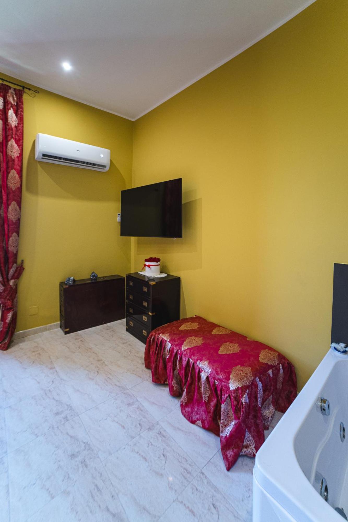 Venus Of Milo Guest house *