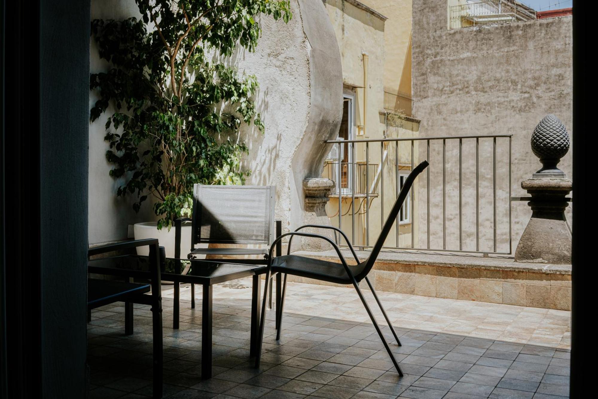 La Bella Luxury And Travel Solution Naples