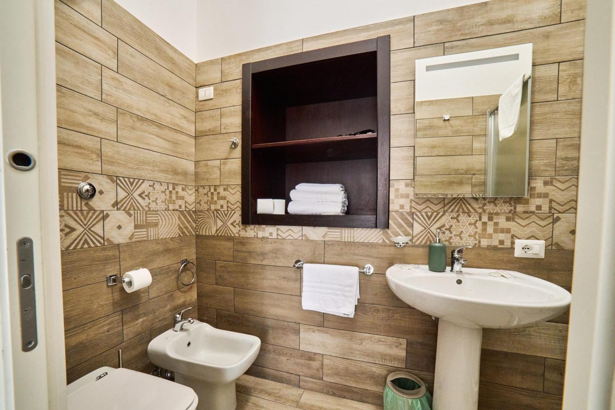 Via Niccolo Tommaseo 14 Apartment Naples