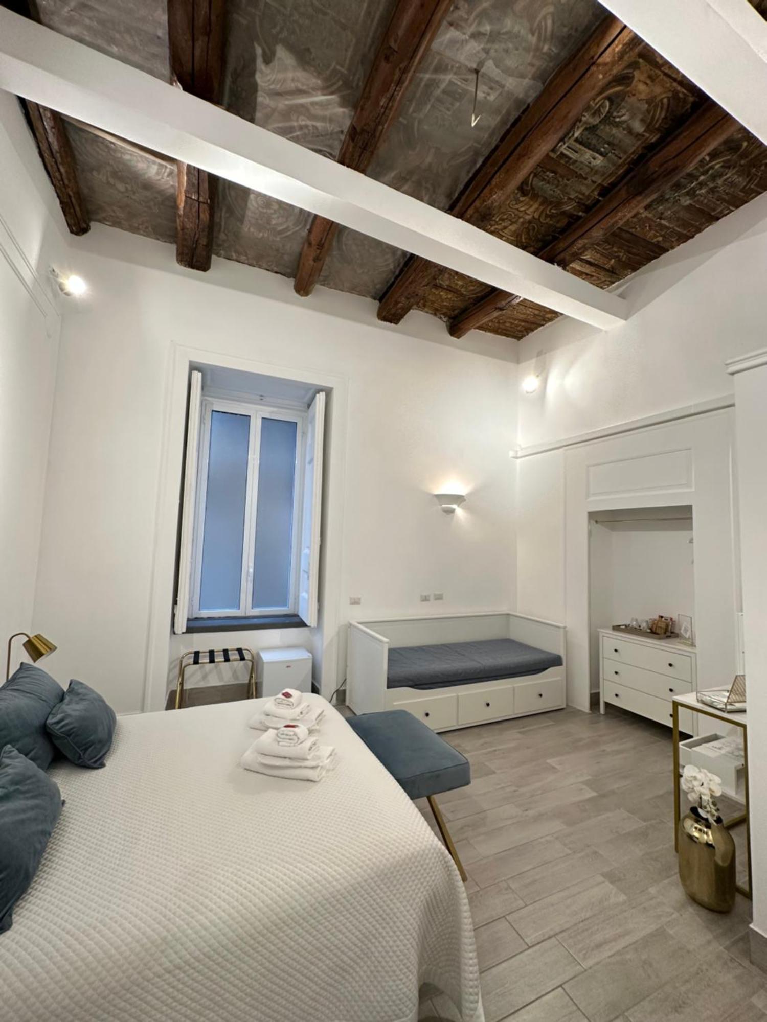 Bed & Breakfast Maison M Boutique Naples