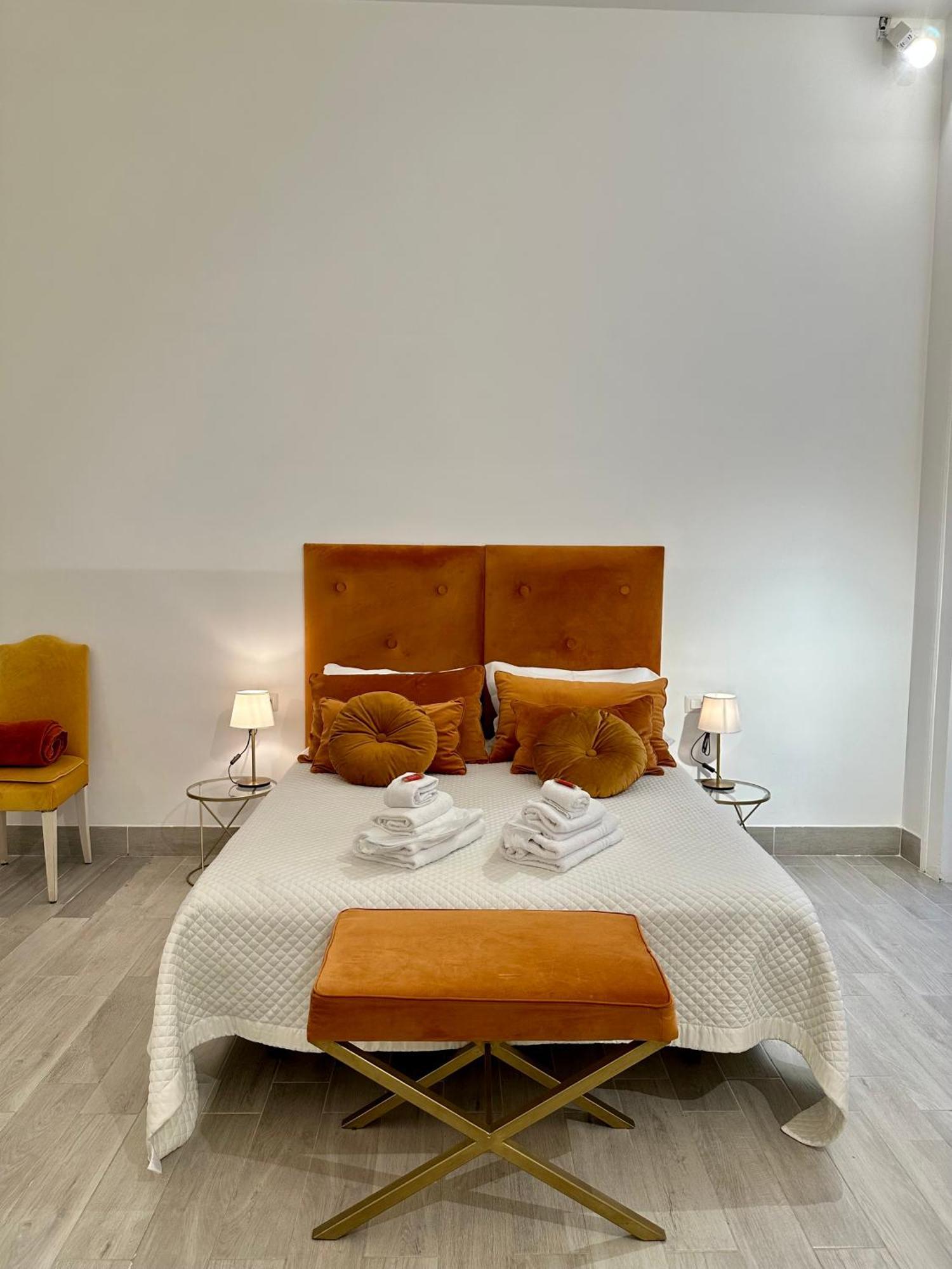 Maison M Boutique *