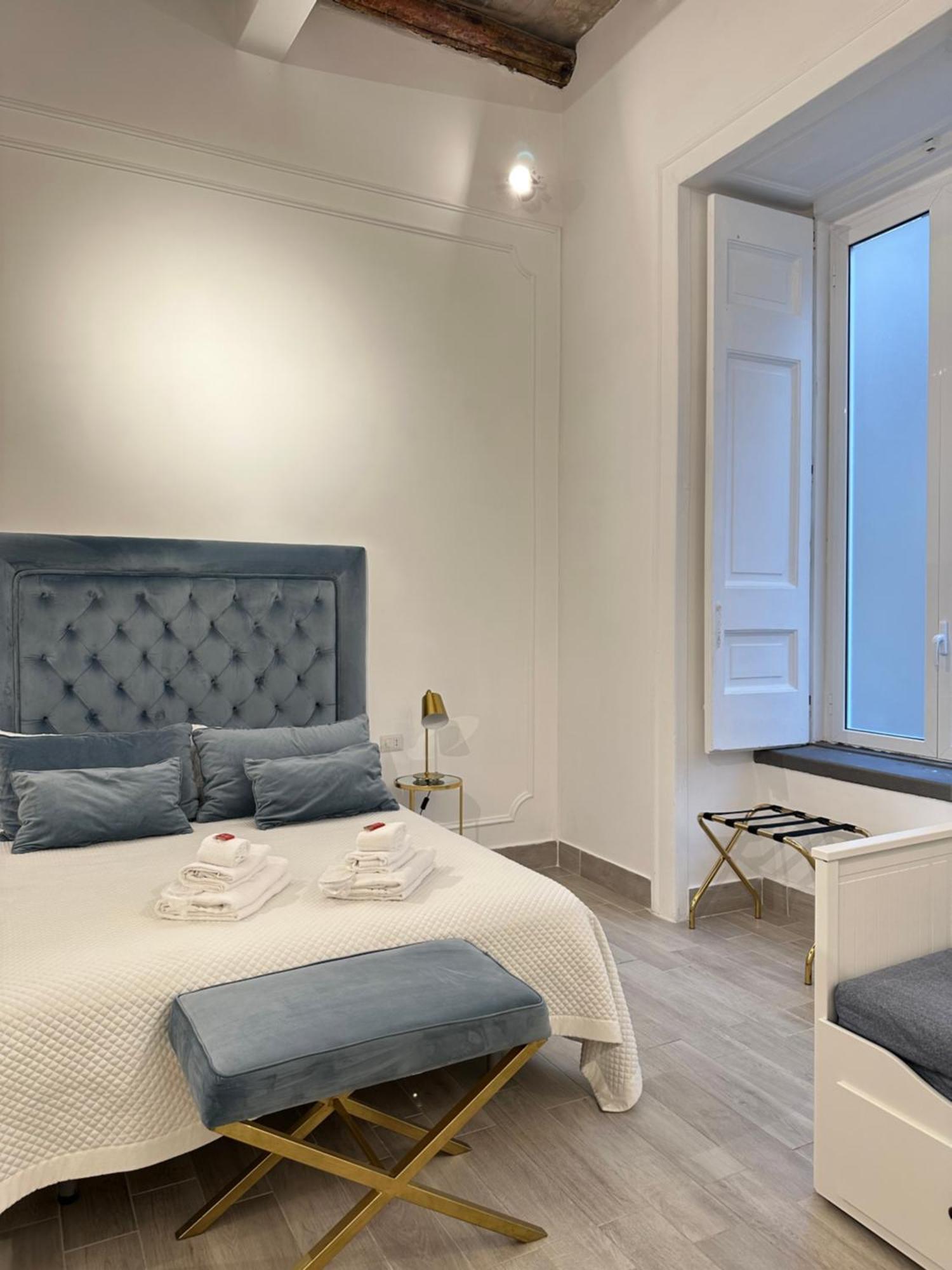 Bed & Breakfast Maison M Boutique Naples