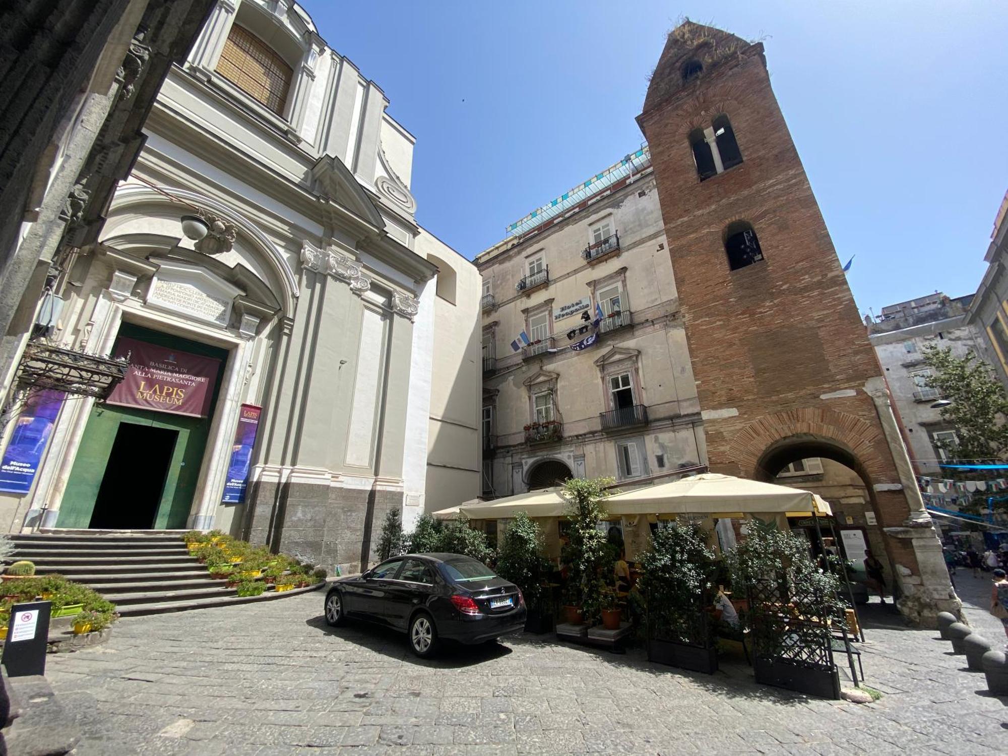 San Felice Palace 2* Naples