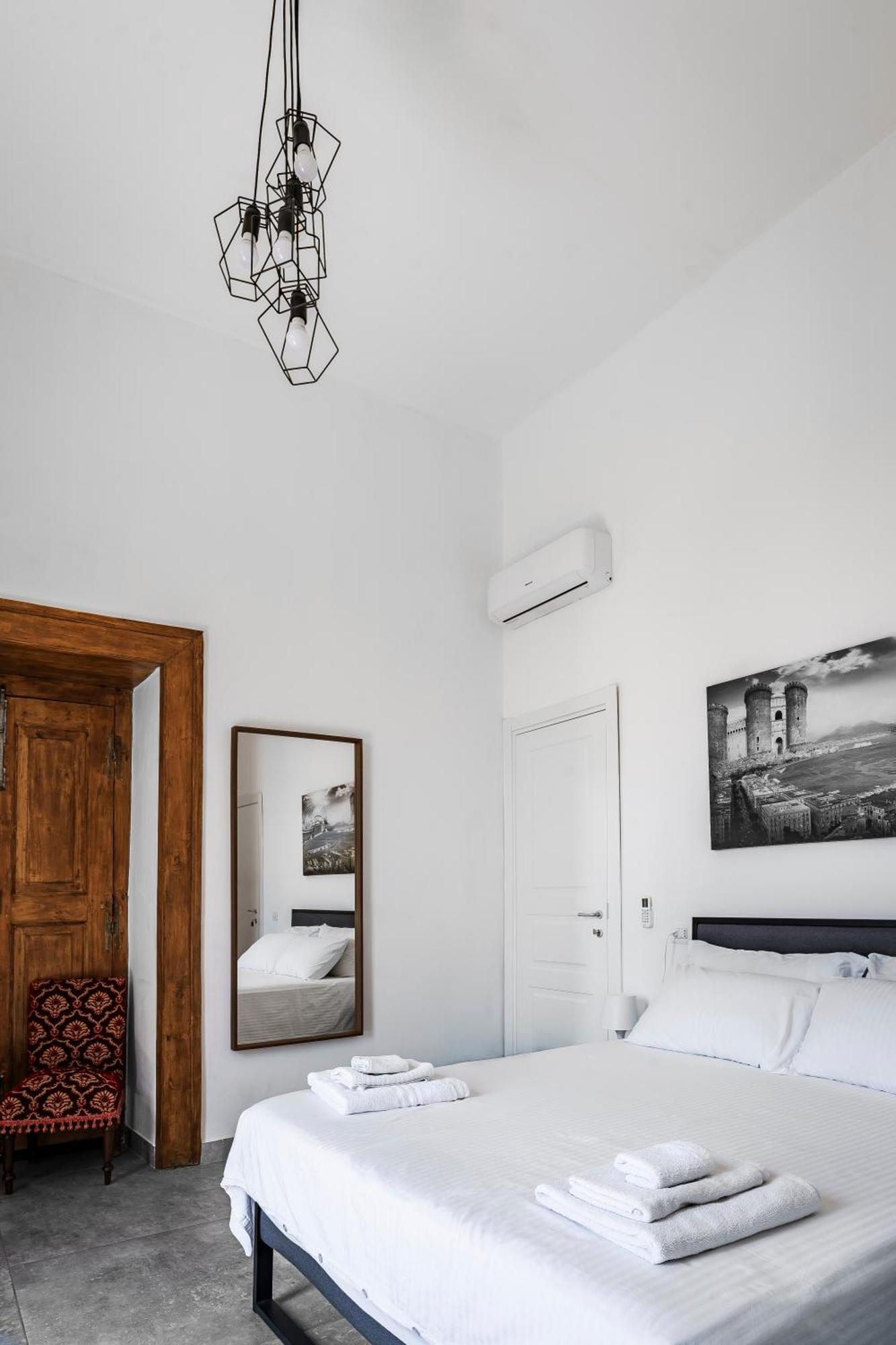 La Bella Luxury And Travel Solution * Naples