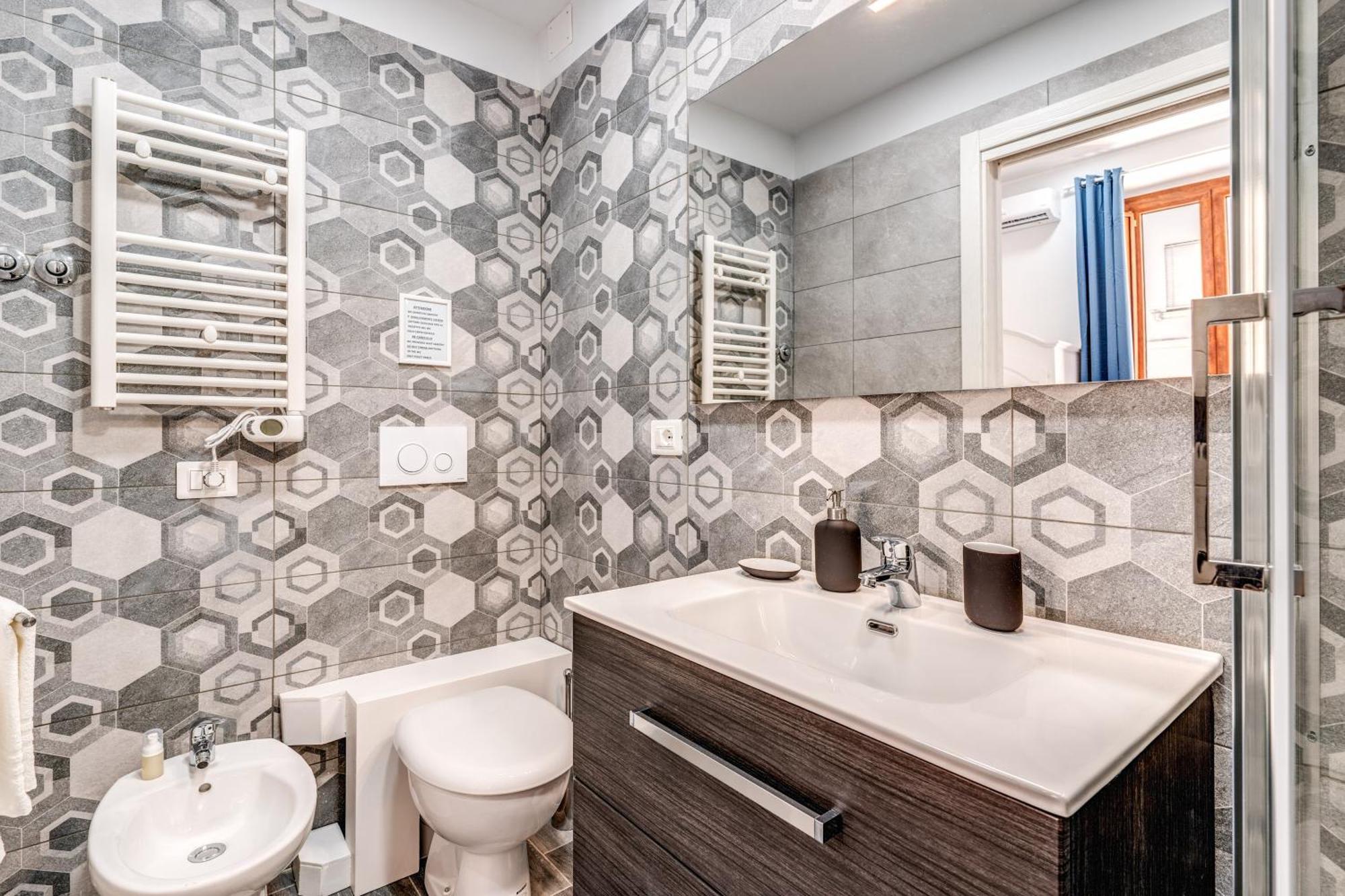 Agora Borsa Guest house *