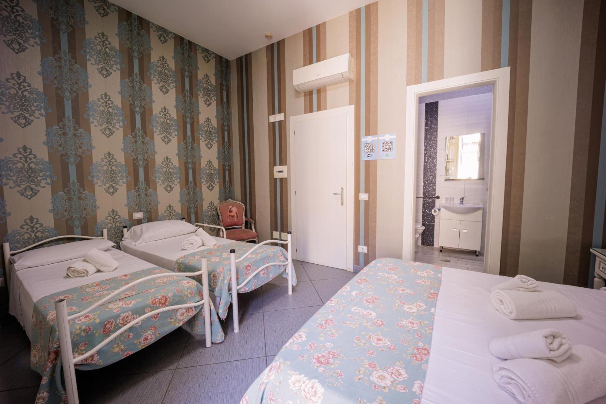 Hotel New Sayonara Naples