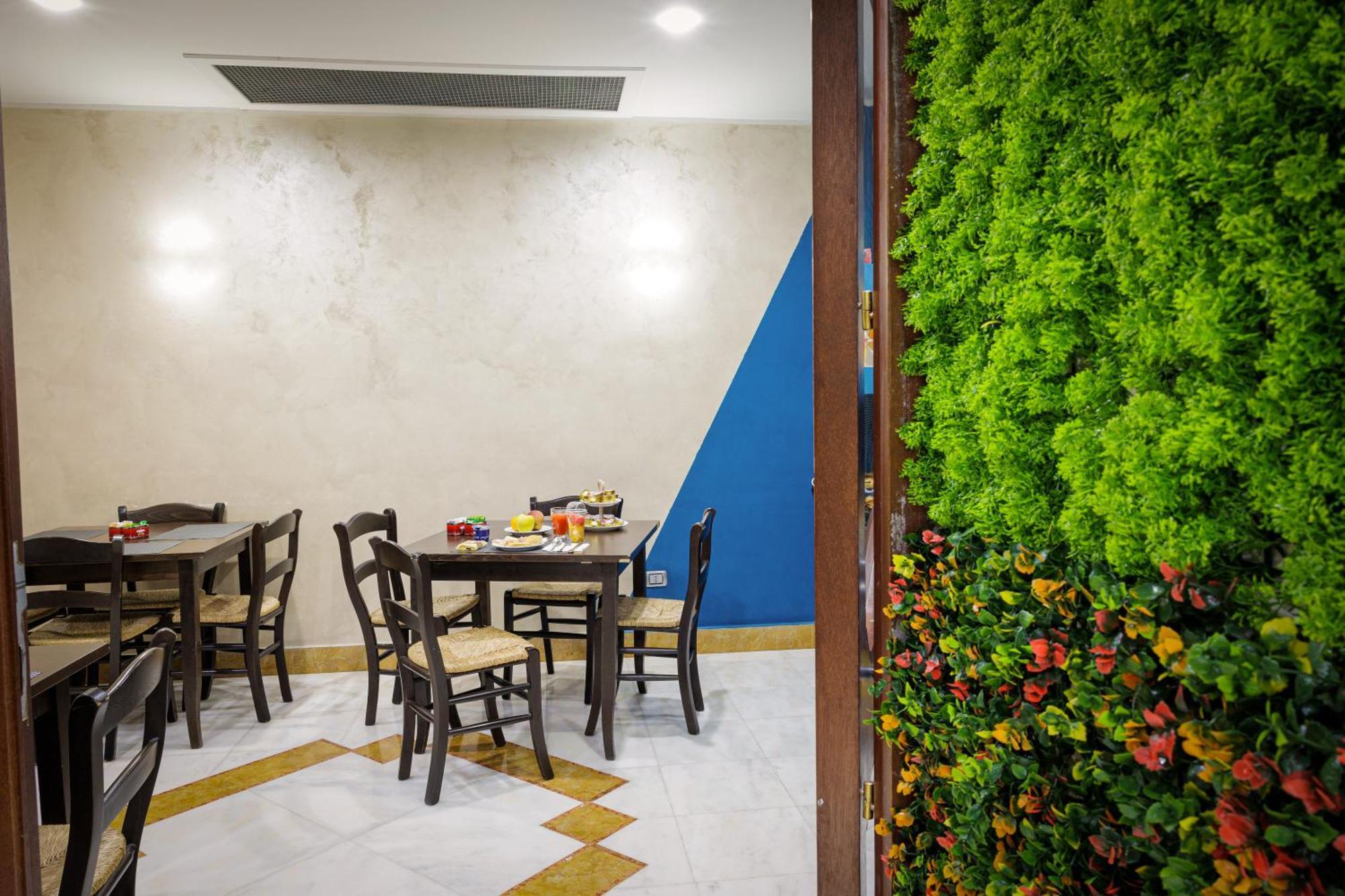 Hotel New Sayonara Naples