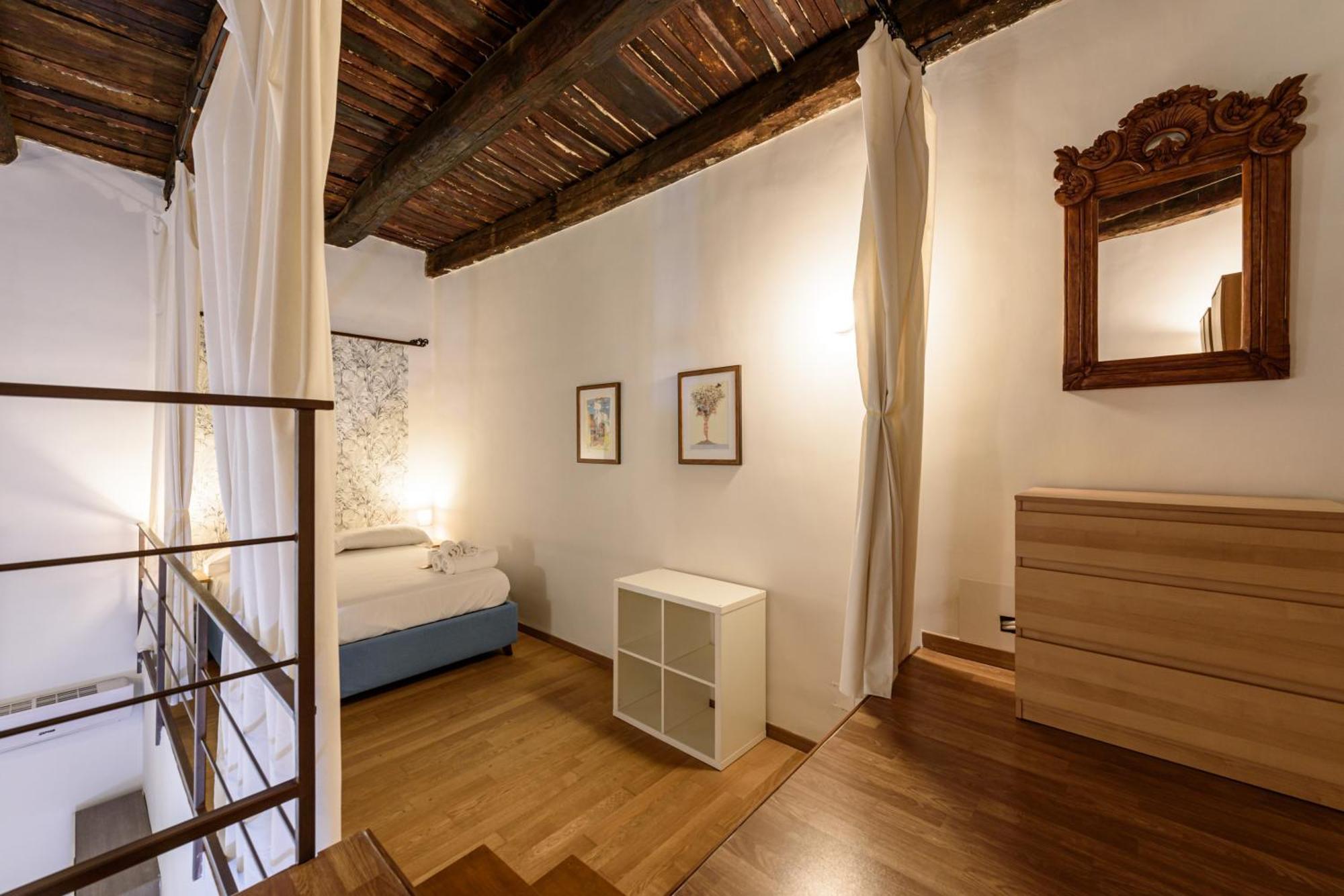 Cuore Dei Tribunali Naples