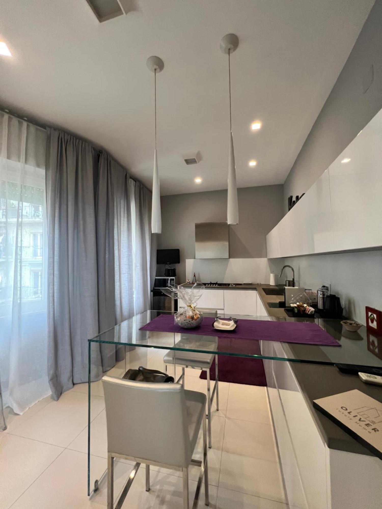 Oliver Luxury Apartment
