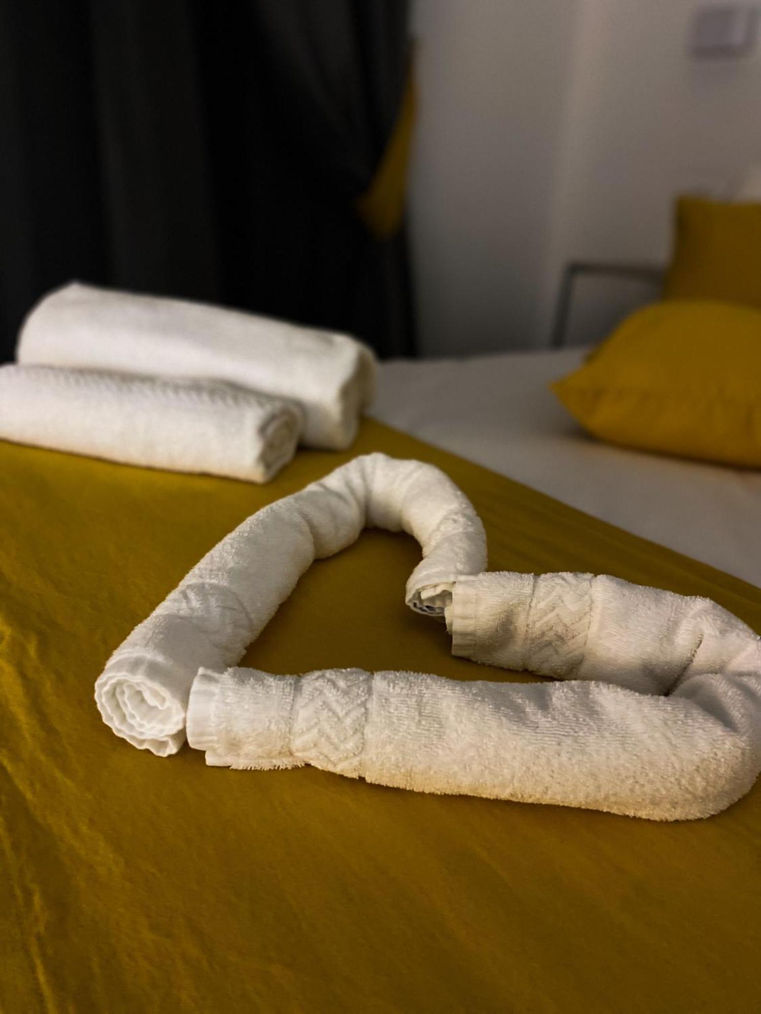 Megaris Luxury Bed & Breakfast