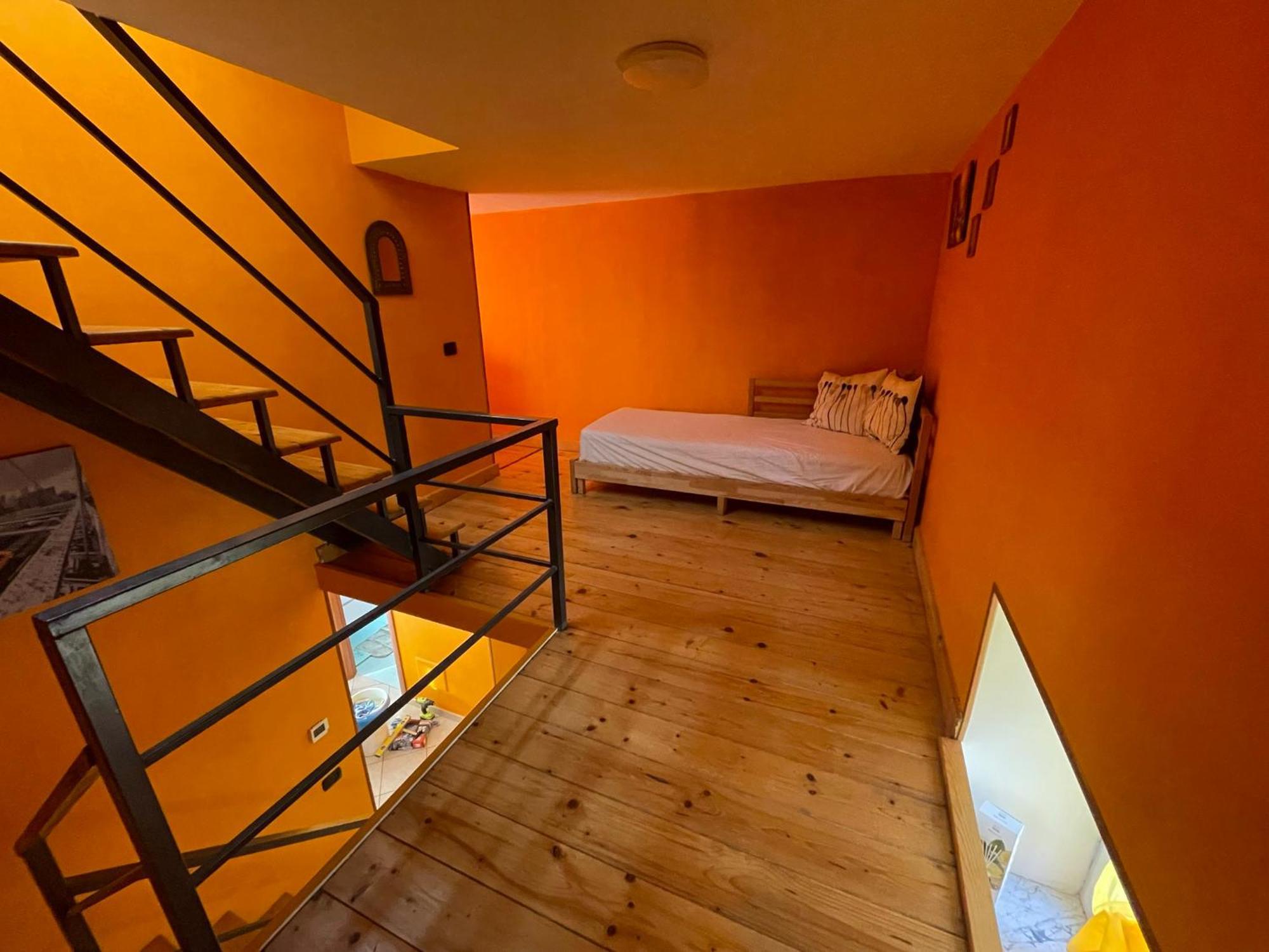 Casa Delle Donne 3 *