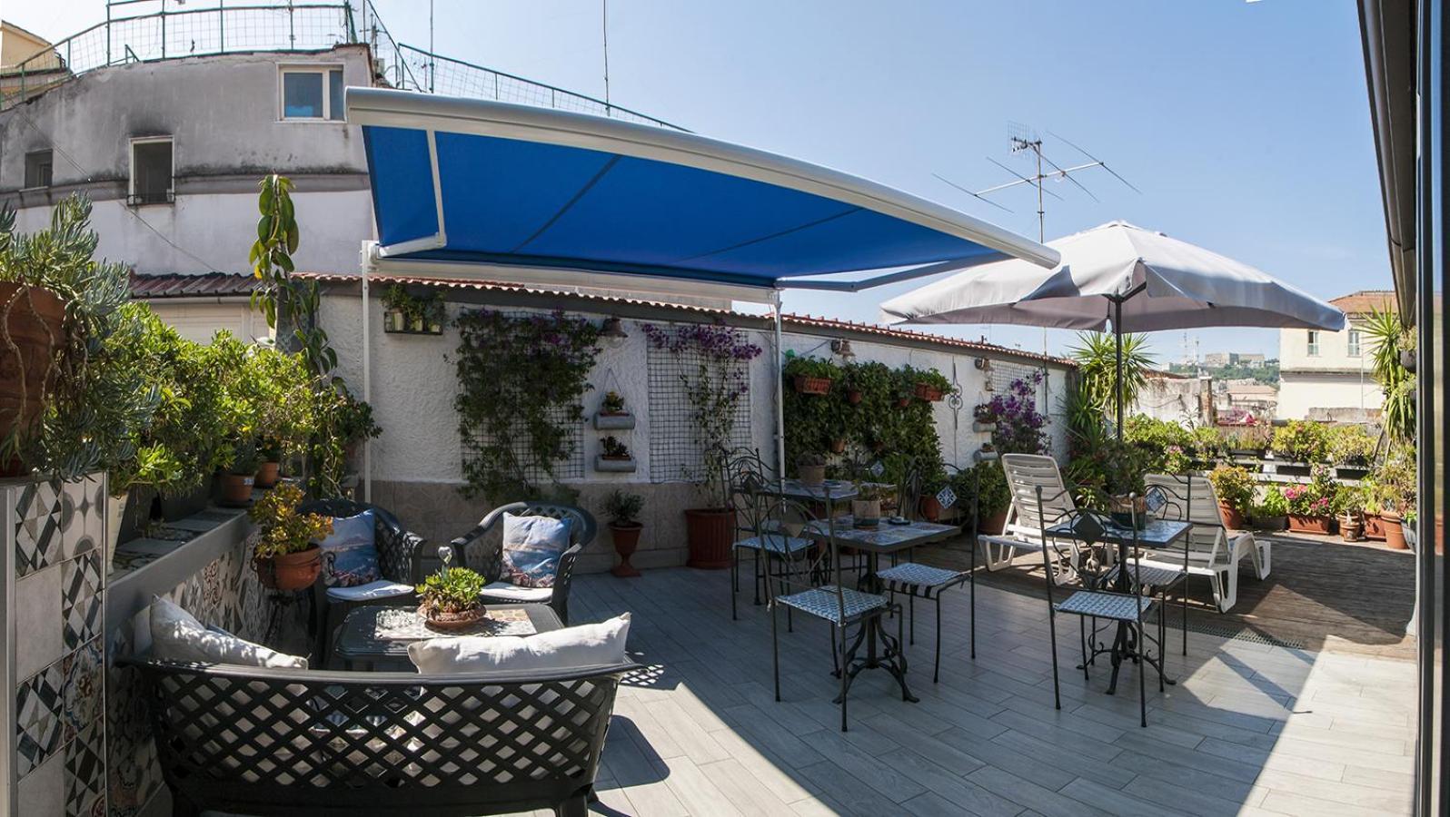 La Terrazza Ai Miracoli Bed & Breakfast Naples