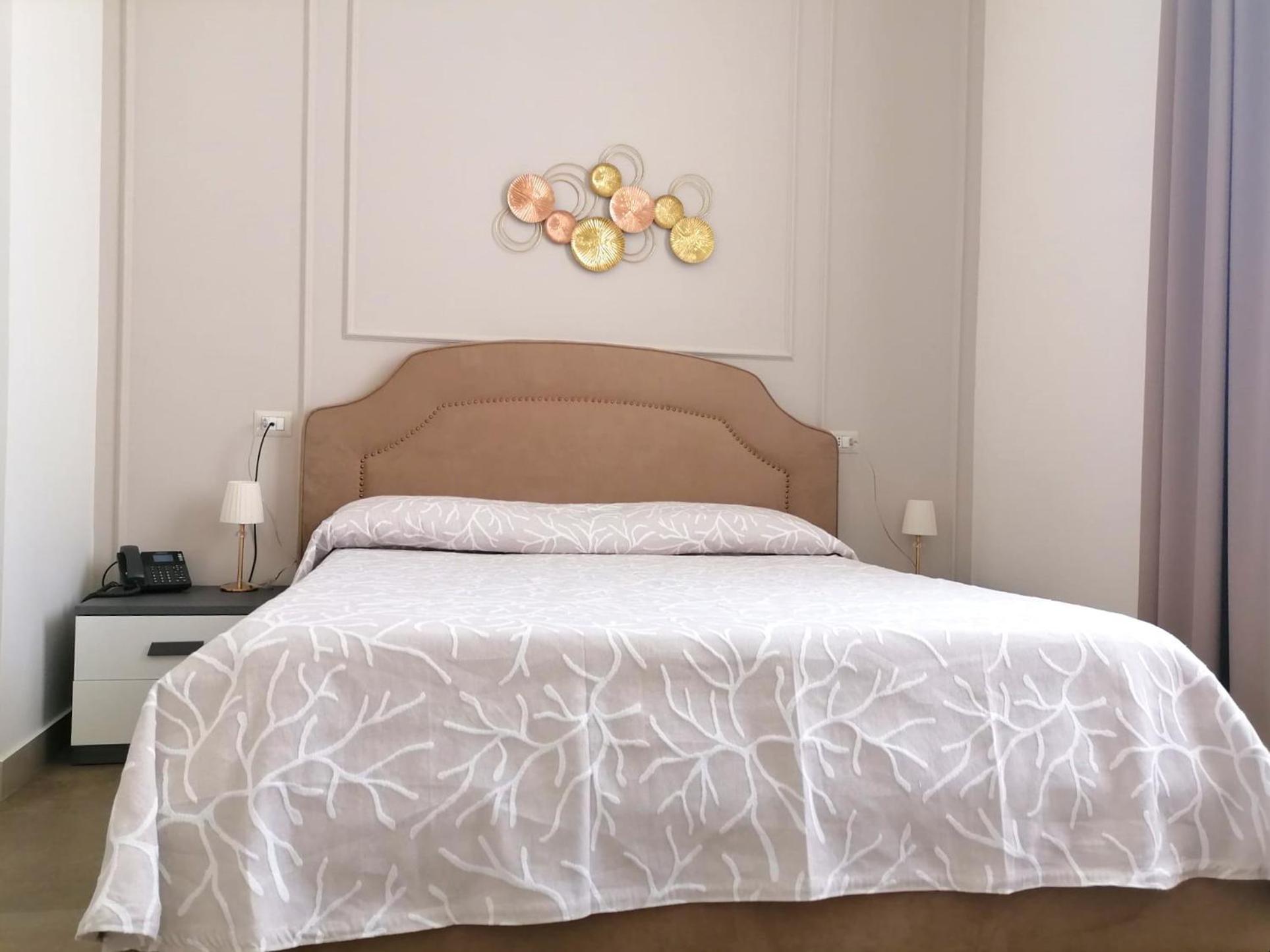 Bed & Breakfast Chiostro San Francesco - Casa Di Ospitalita Religiosa Naples