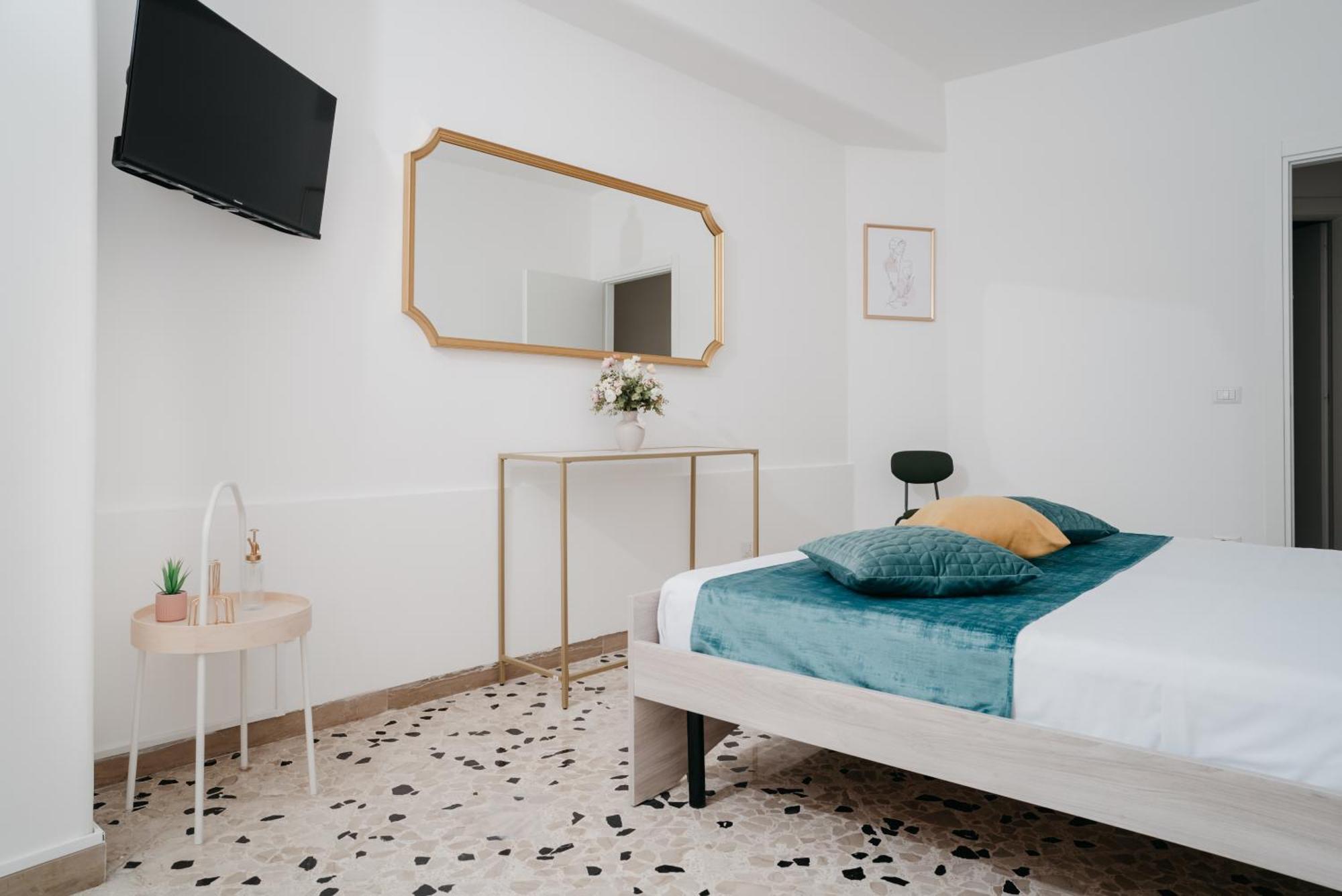 Il Cortile By Vista Napoli Aparthotel Naples