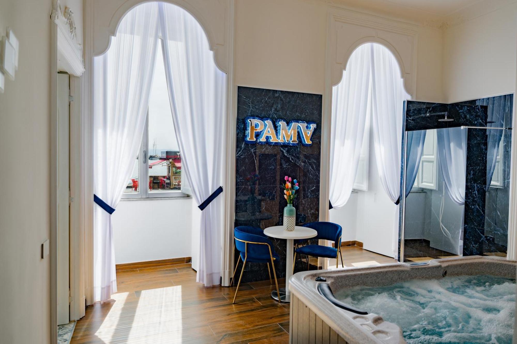 Pama Luxury & Naples