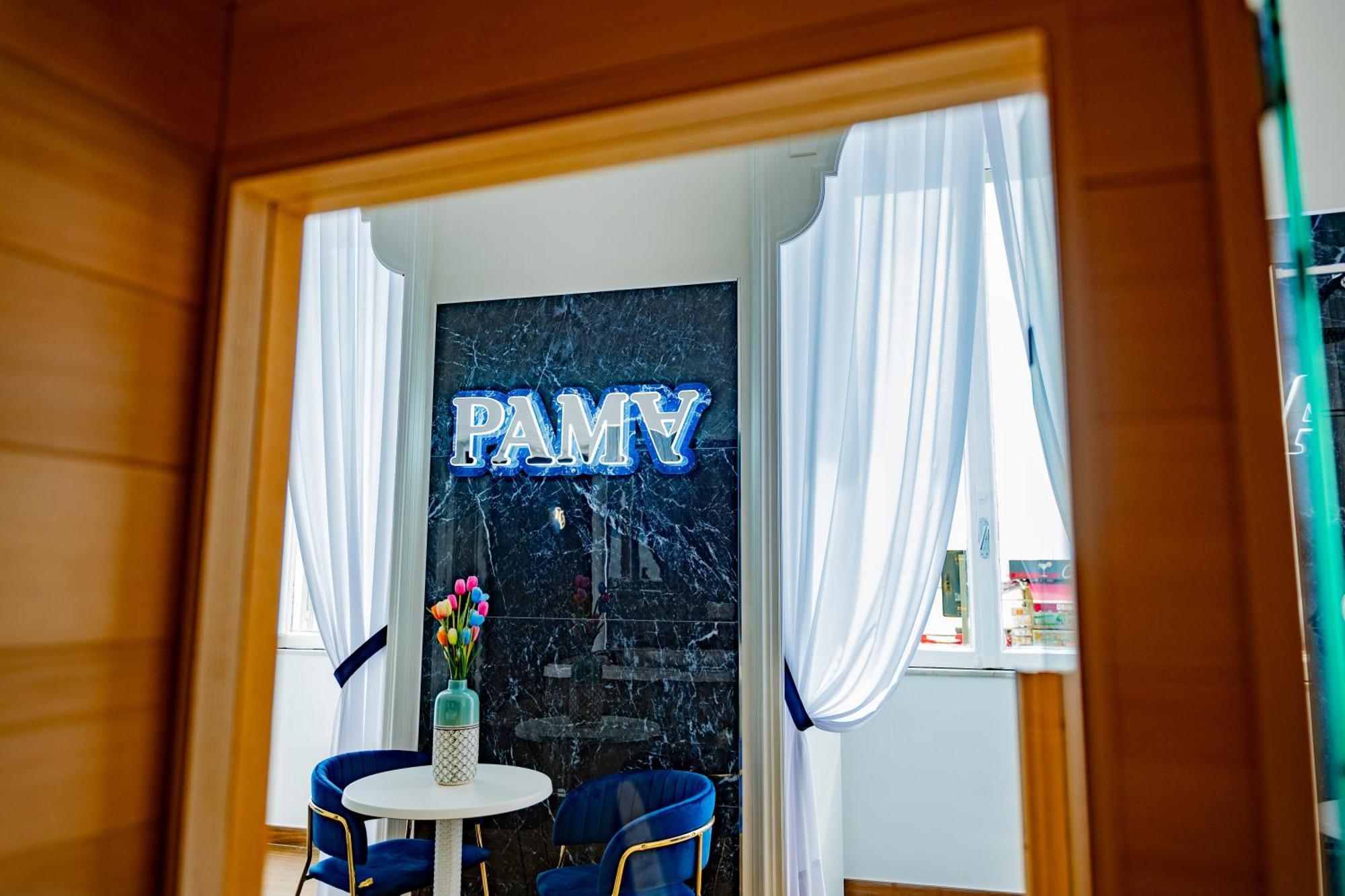 Pama Luxury & Naples
