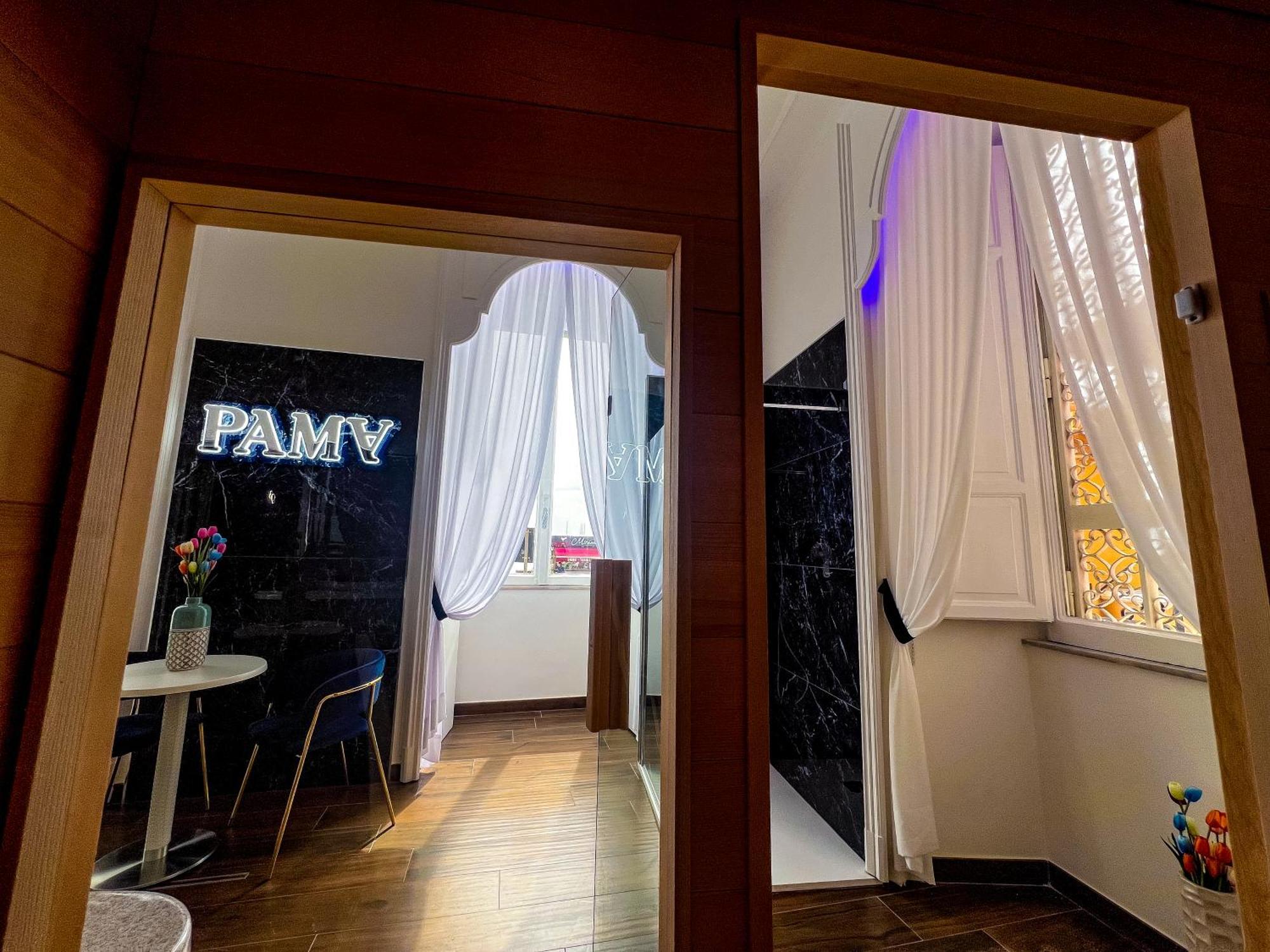 Pama Luxury & Naples