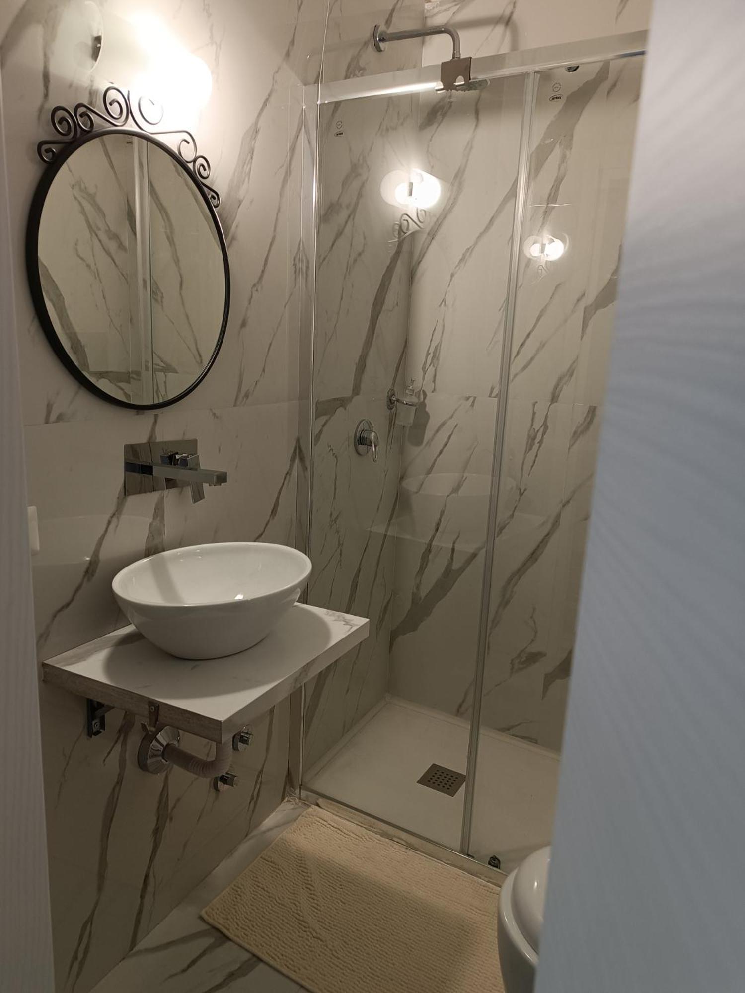 Room Rental * Naples