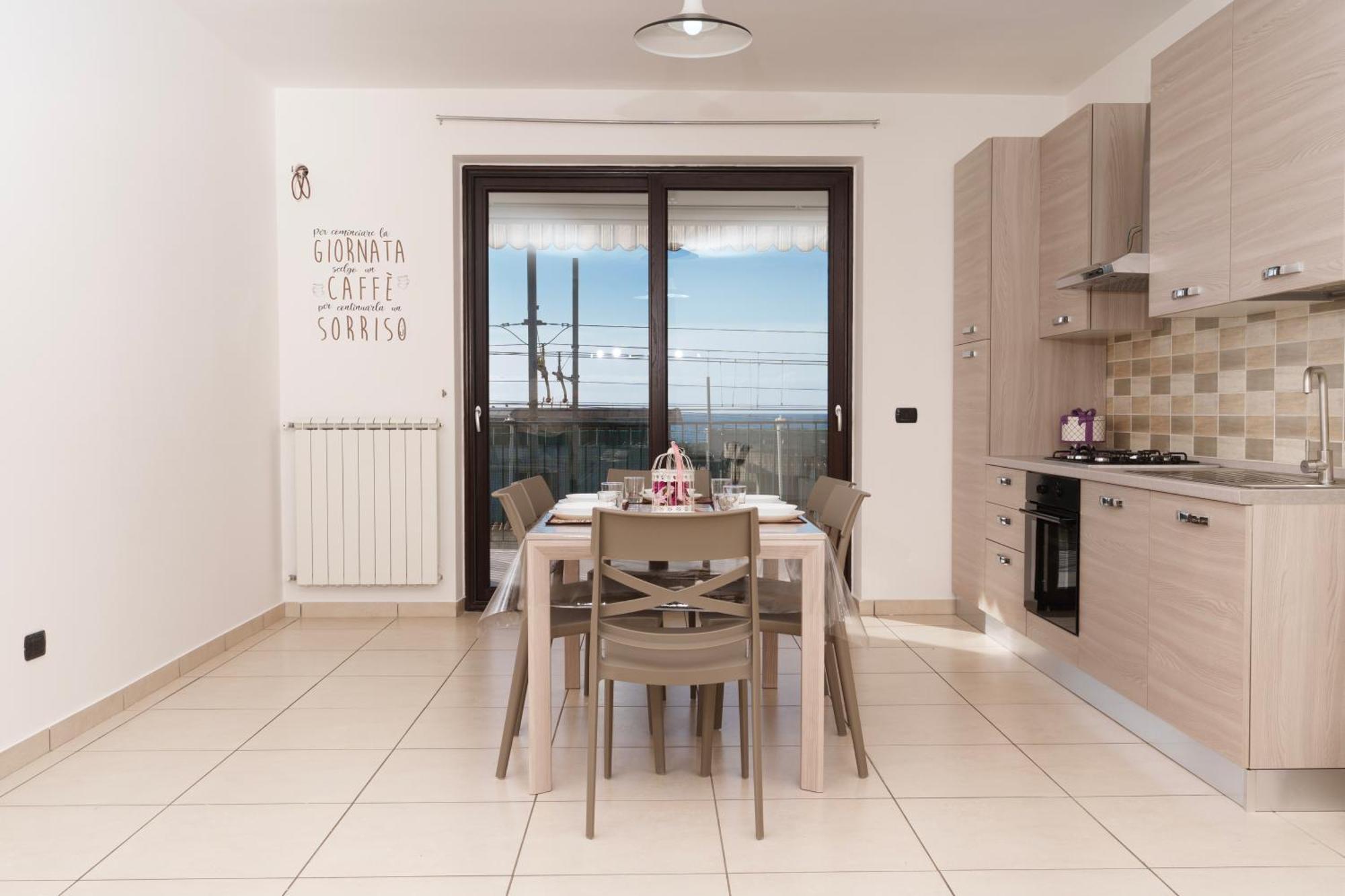 Oasi Con Vista Mare Con Parcheggio Gratuito Apartment