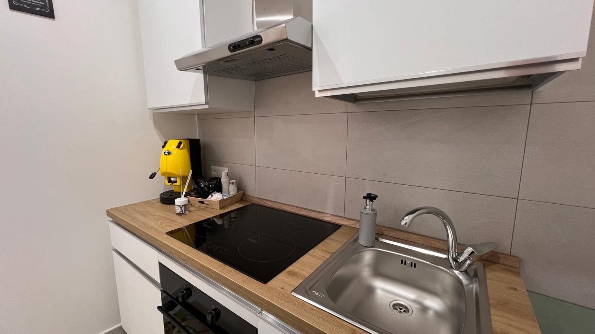 Number 8 Apartment Naples