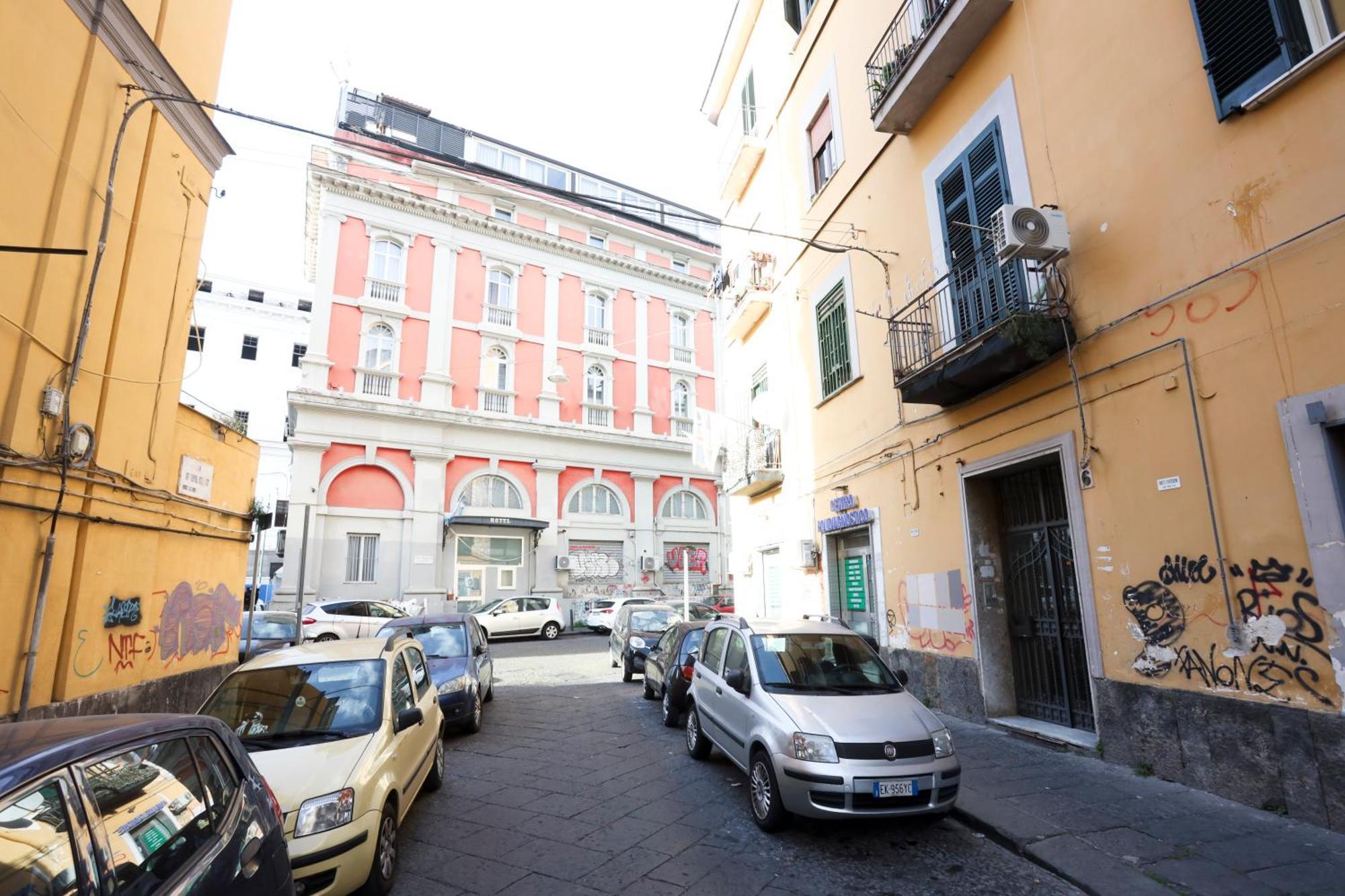 My House Carlo Iii Square Naples