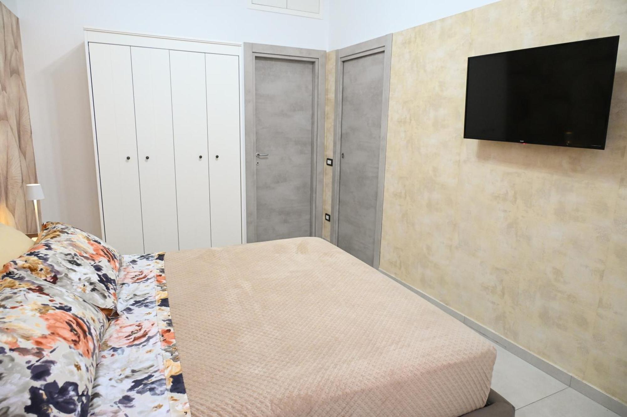 Holiday home Victry's Chiaia Naples