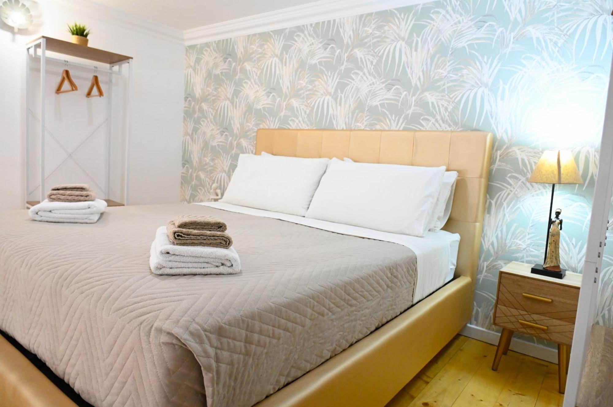 Victry's Chiaia Holiday home Naples