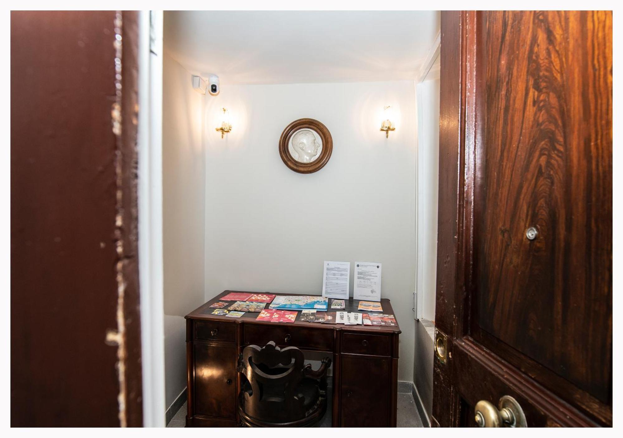 Xenia Neapolis Guest house *