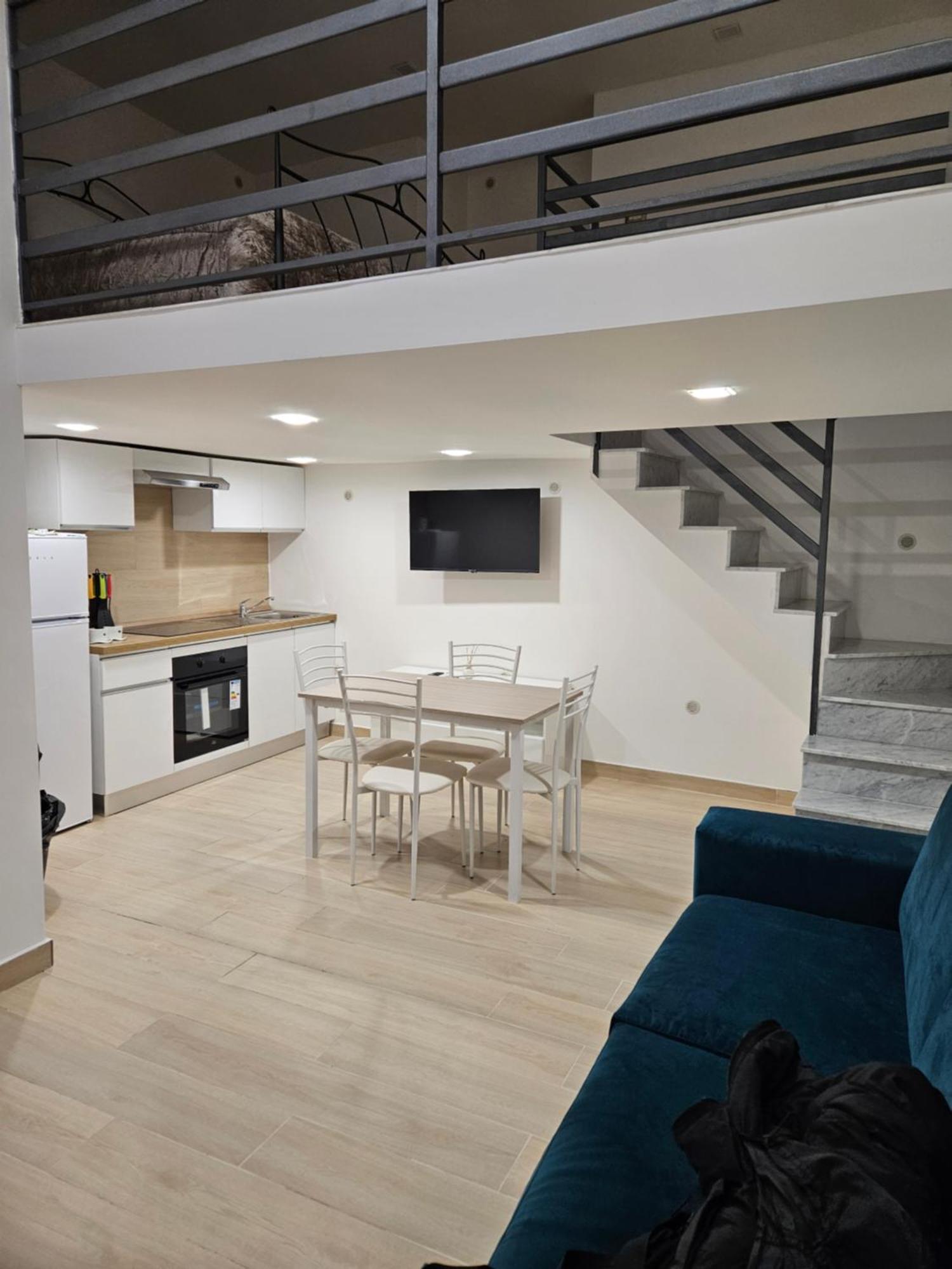 Casa Savoia Dream Apartment Naples