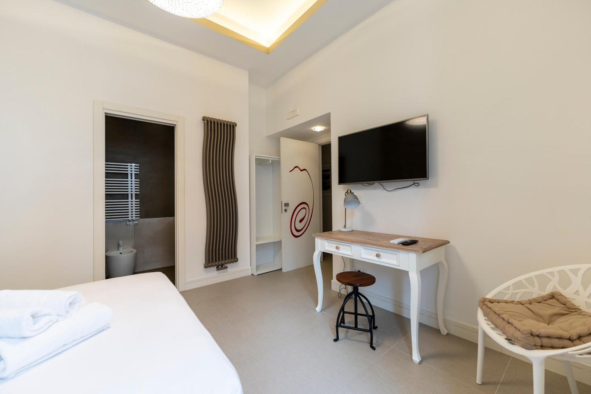 Apartment Via Concezione A Montecalvario 19 *