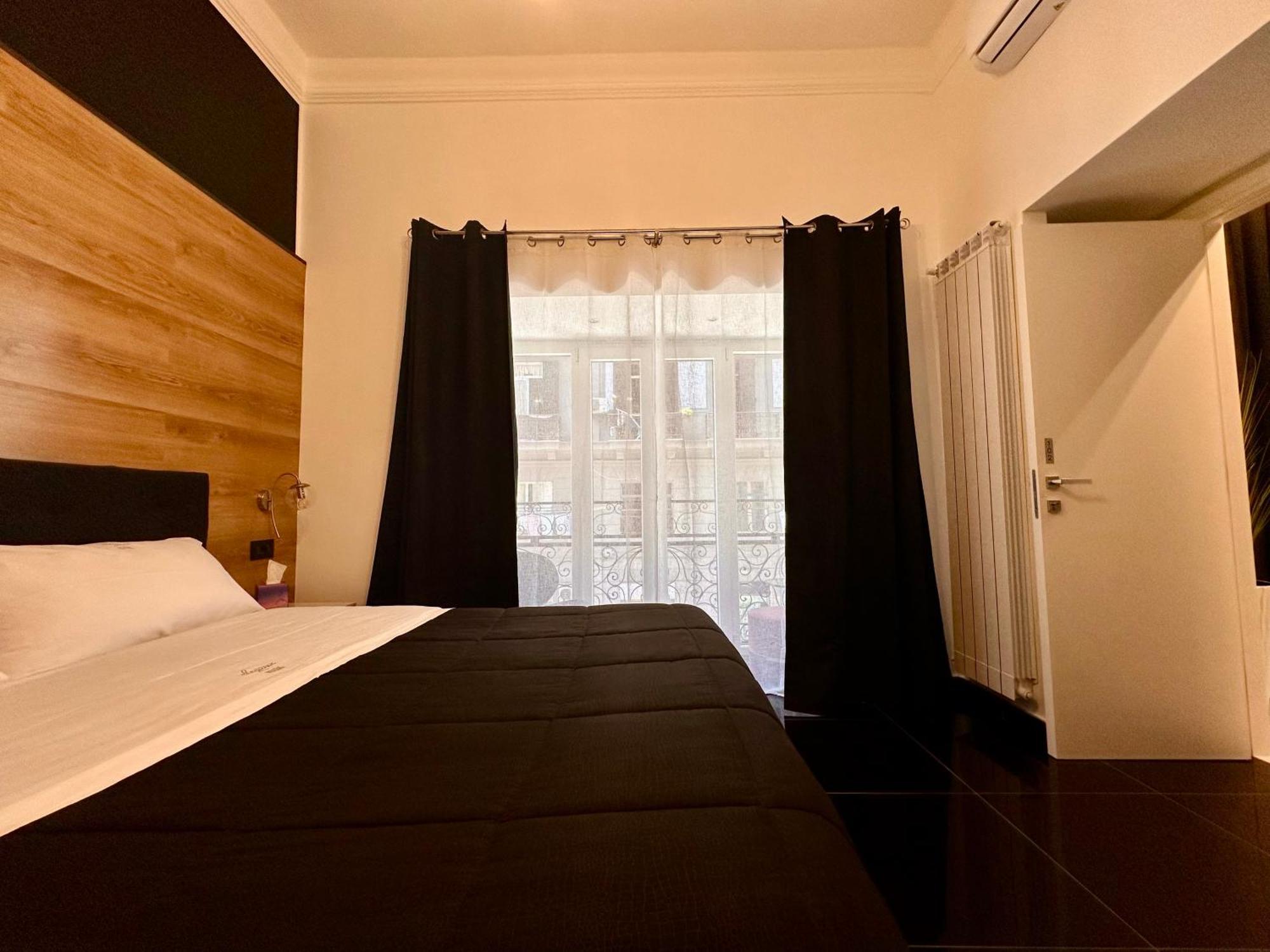 Elegance Spaccanapoli Bed & Breakfast Naples