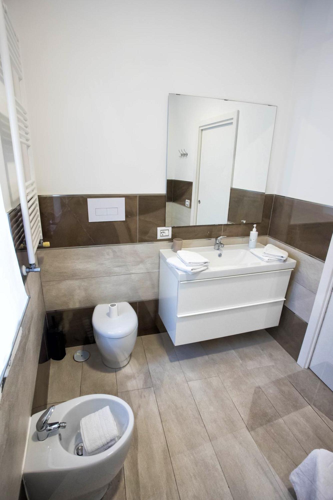 Palazzo 15 * Naples
