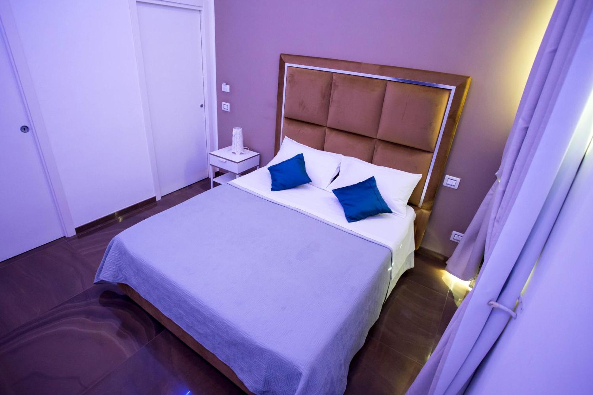 Palazzo 15 *
