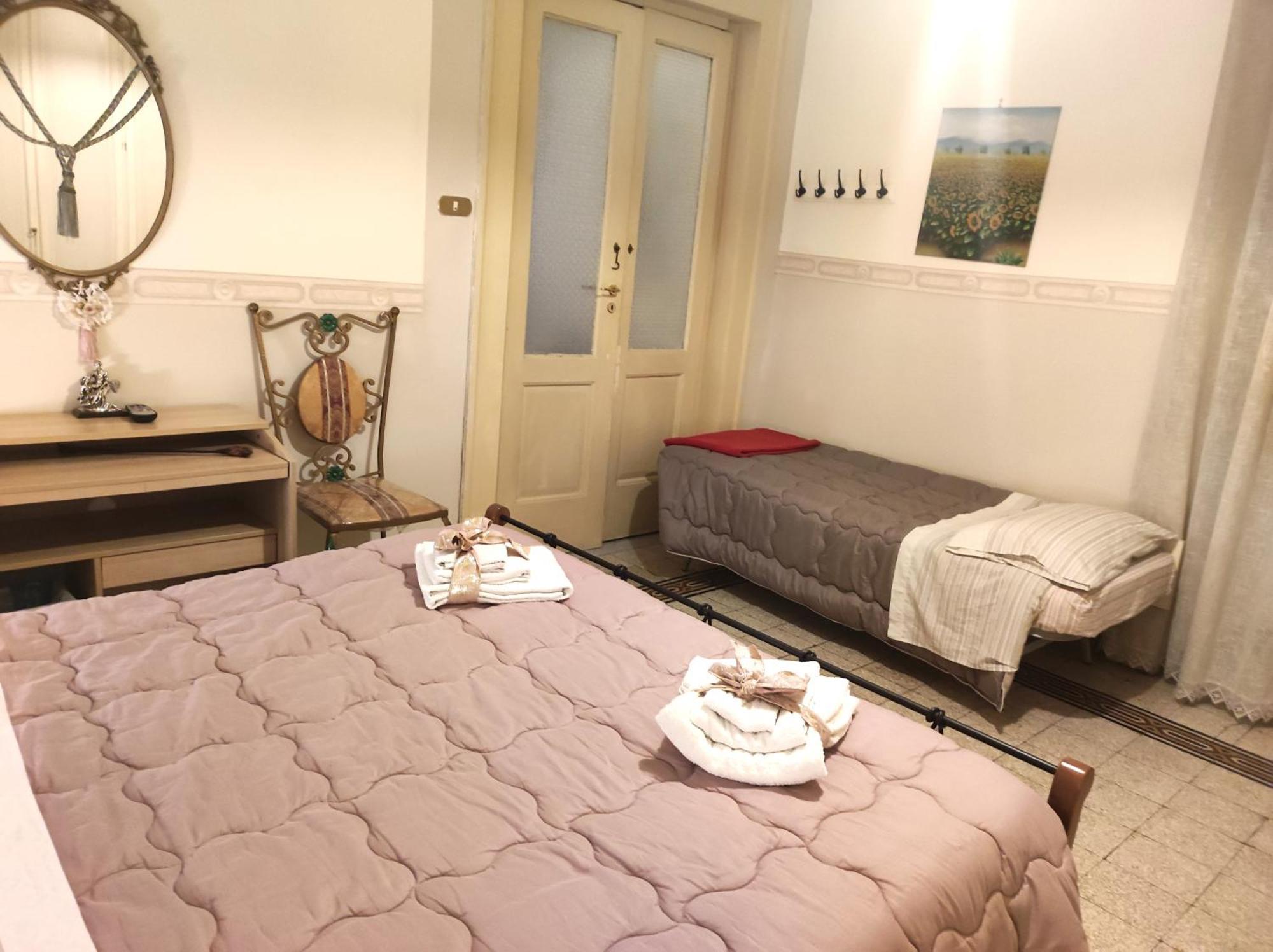 Casa Lillina A Toledo , Near Piazza Del Plebiscito *