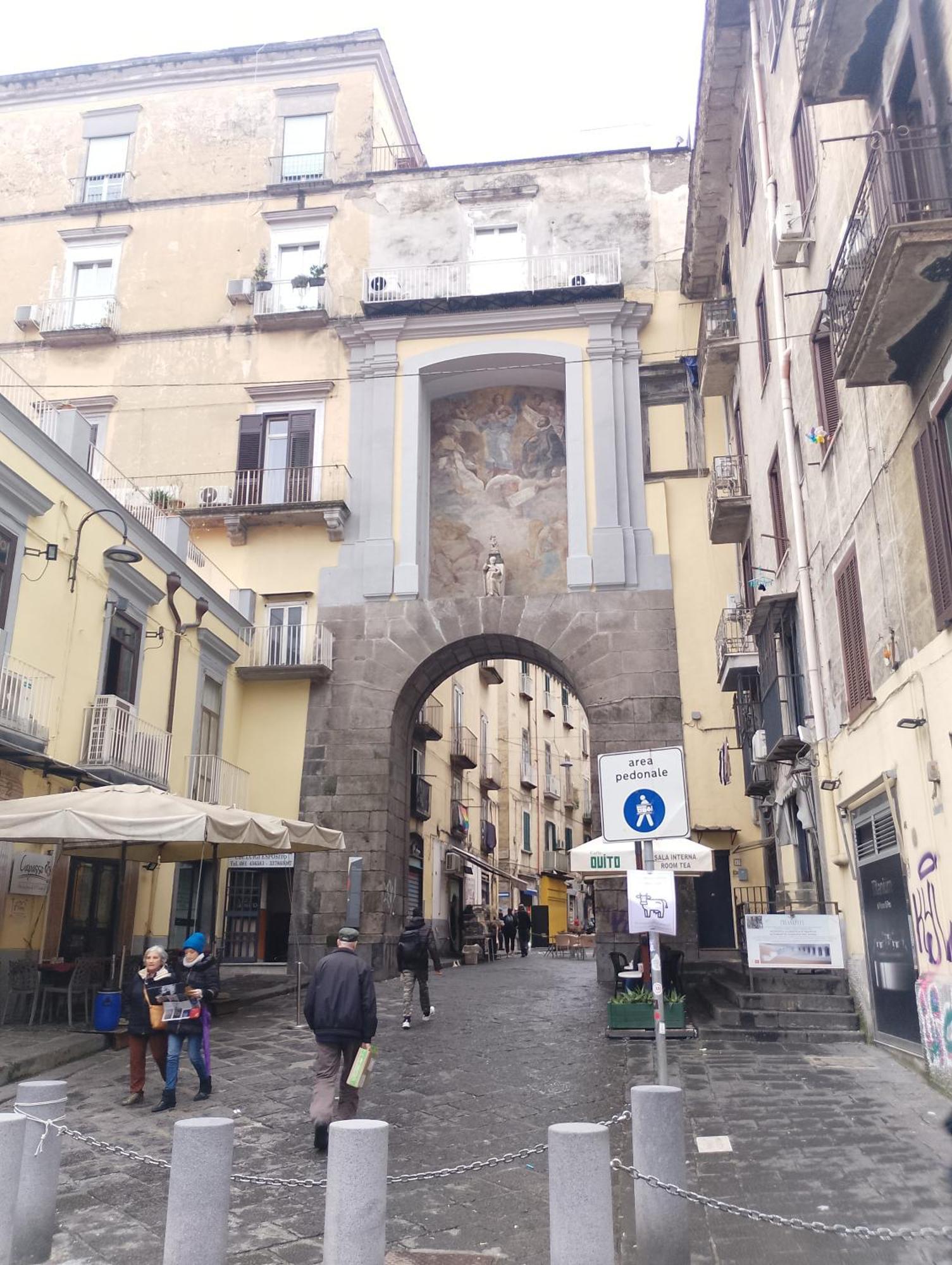 Centro Storico Un Passo Da San Gennaro