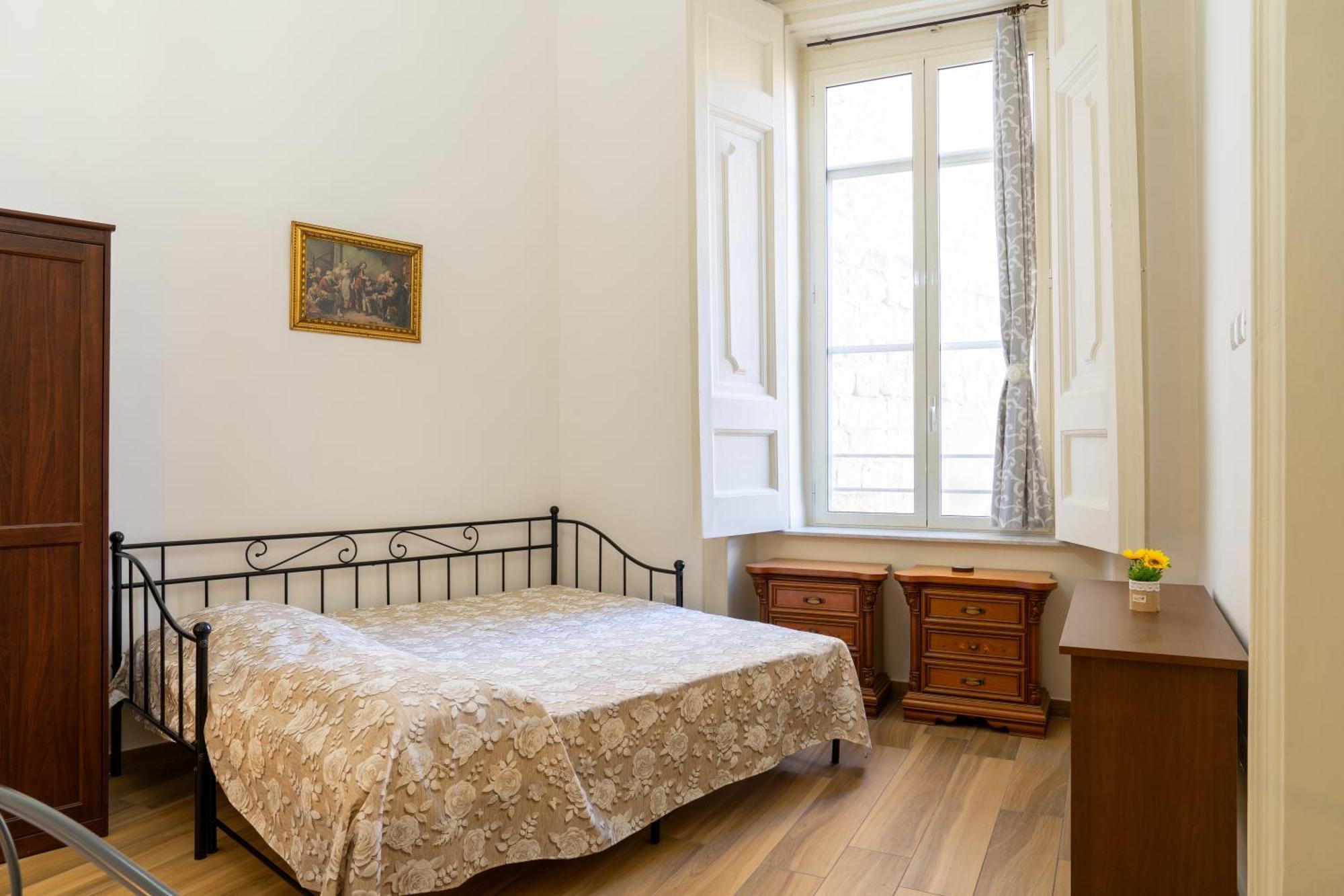 Palazzo Sersale Bed & Breakfast *