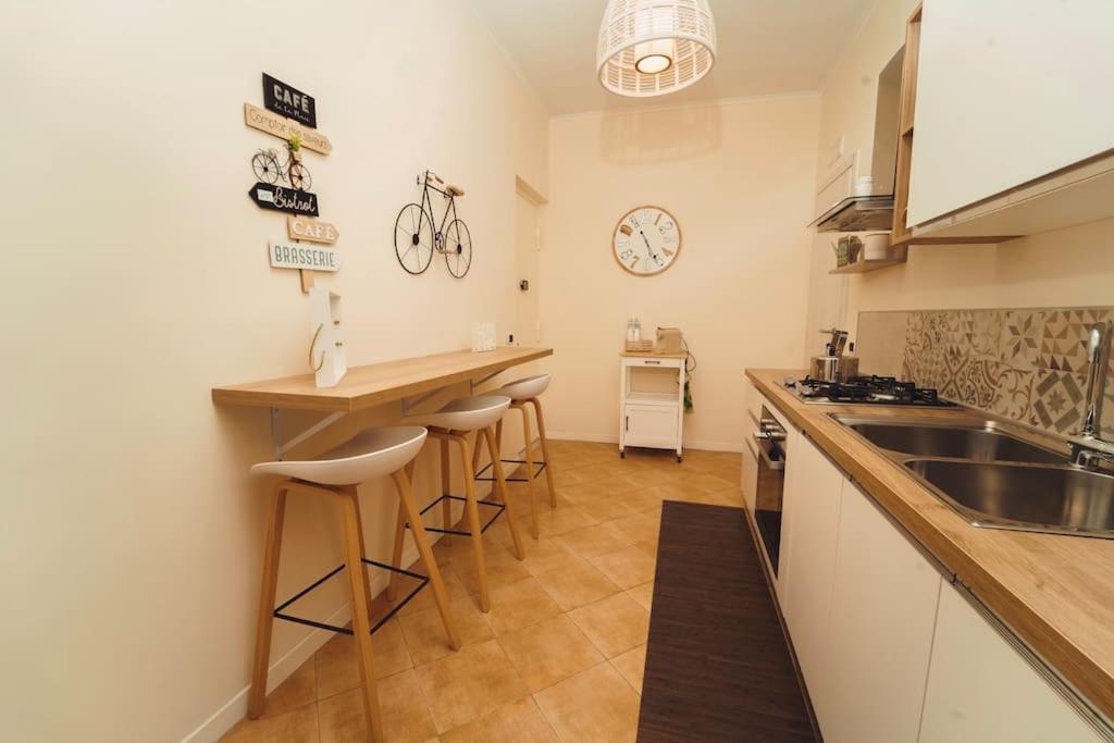 Apartment Stanzione 11 - Charming Flat In The Heart Of Vomero