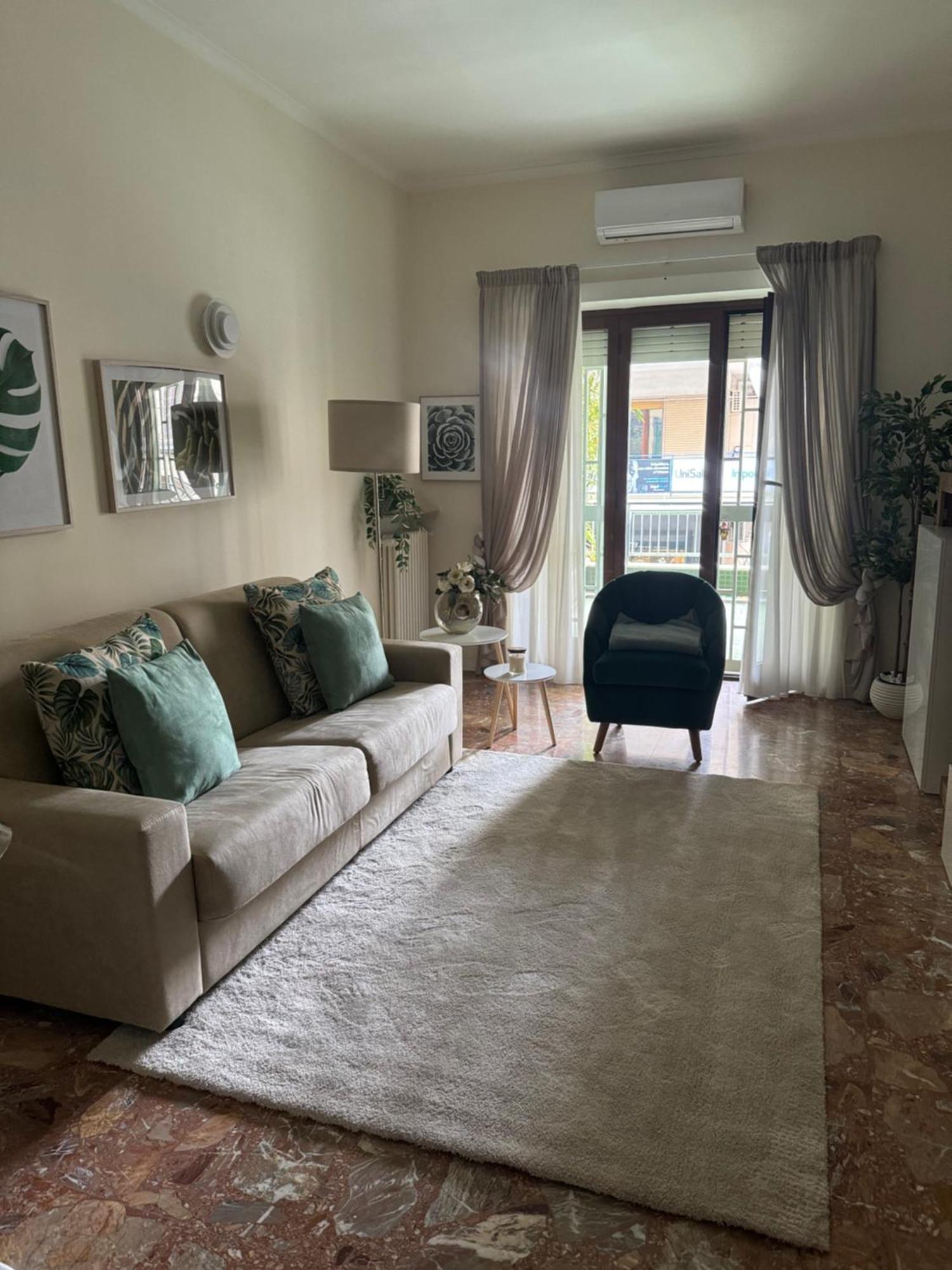 Stanzione 11 - Charming Flat In The Heart Of Vomero Naples